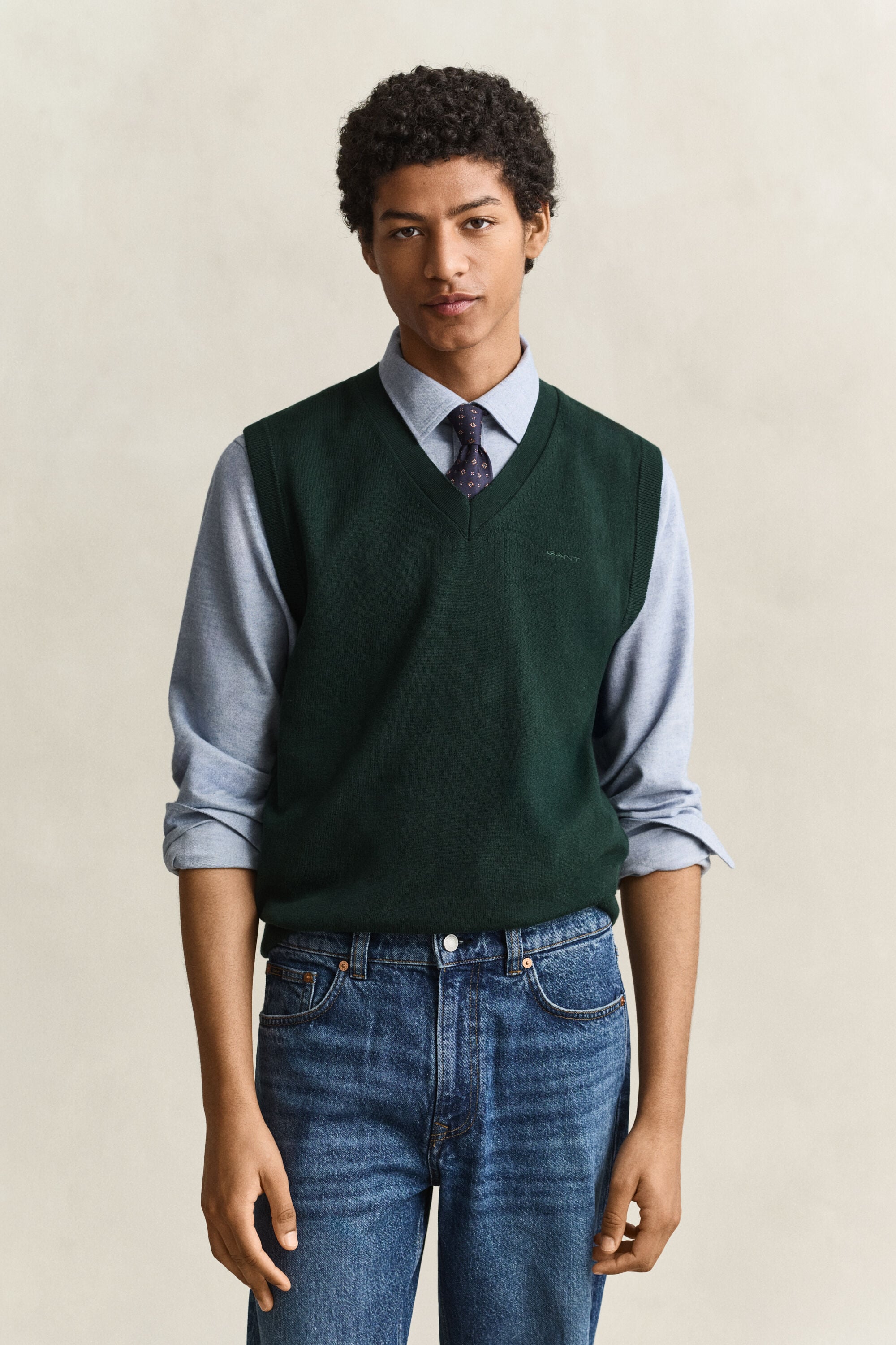 Pull col V sans manches en laine et coton