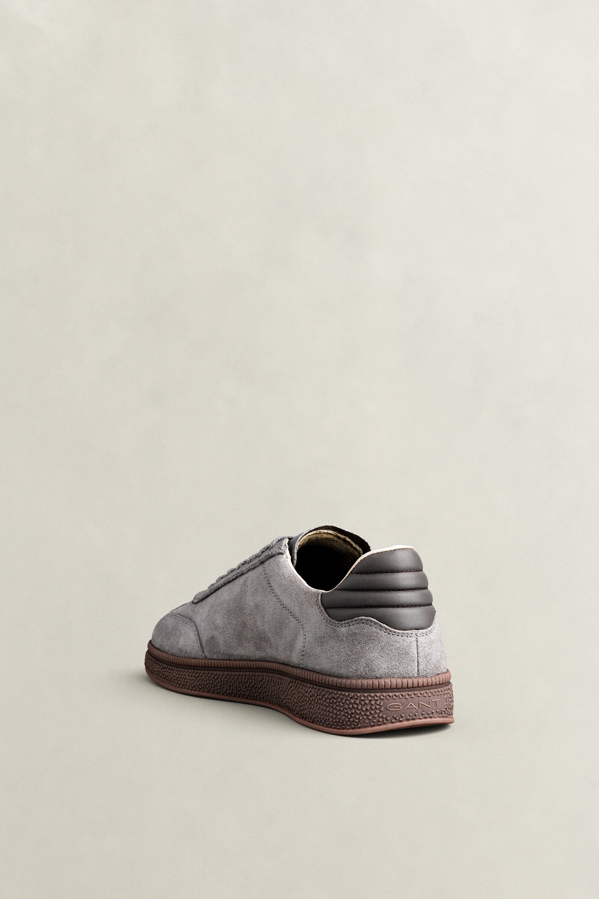 Baskets en daim Cuzmo