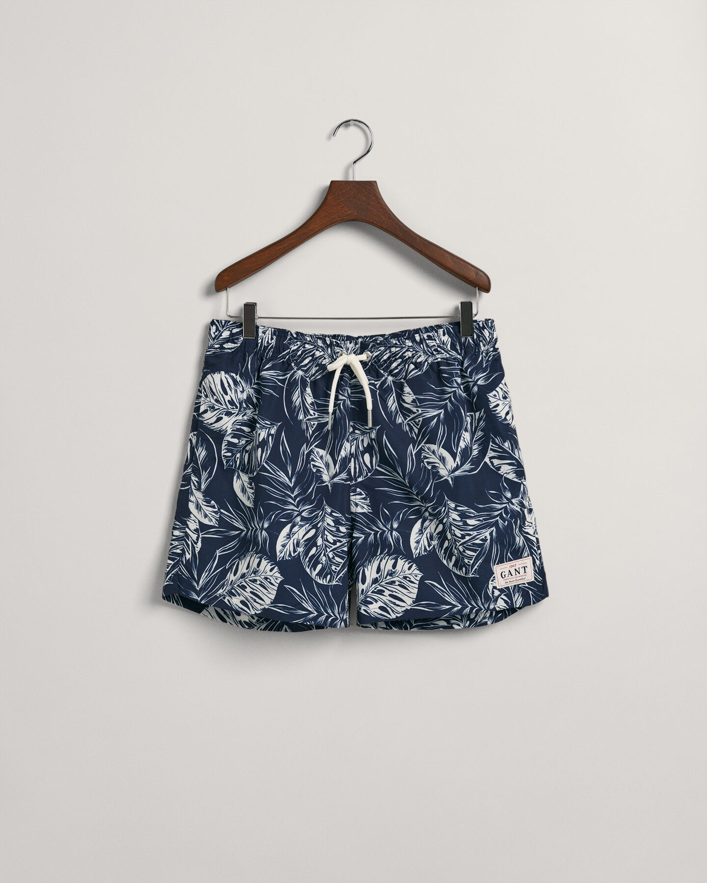 Short de bain classic fit &agrave; imprim&eacute; Tropical Leaves
