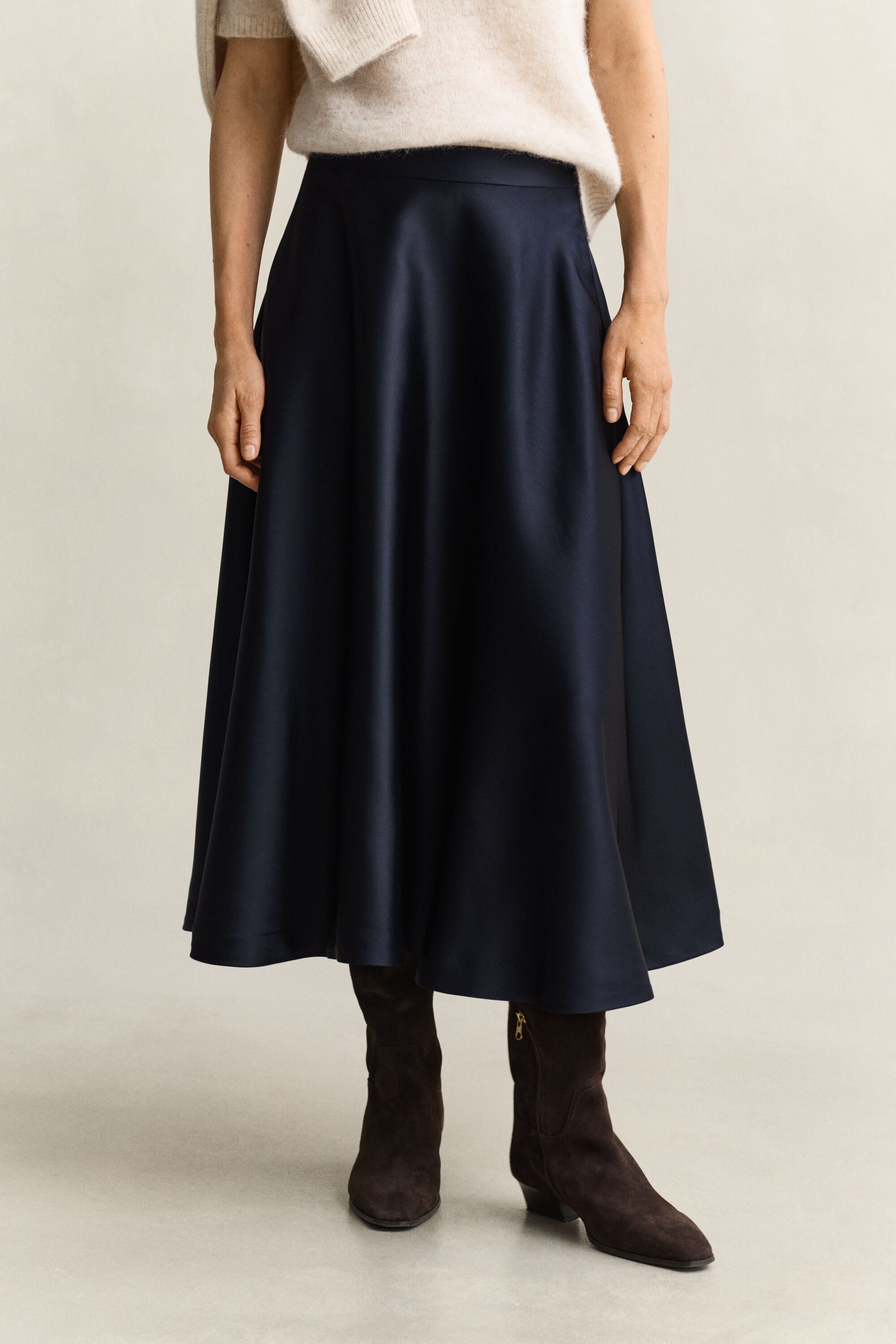 Jupe ample en satin