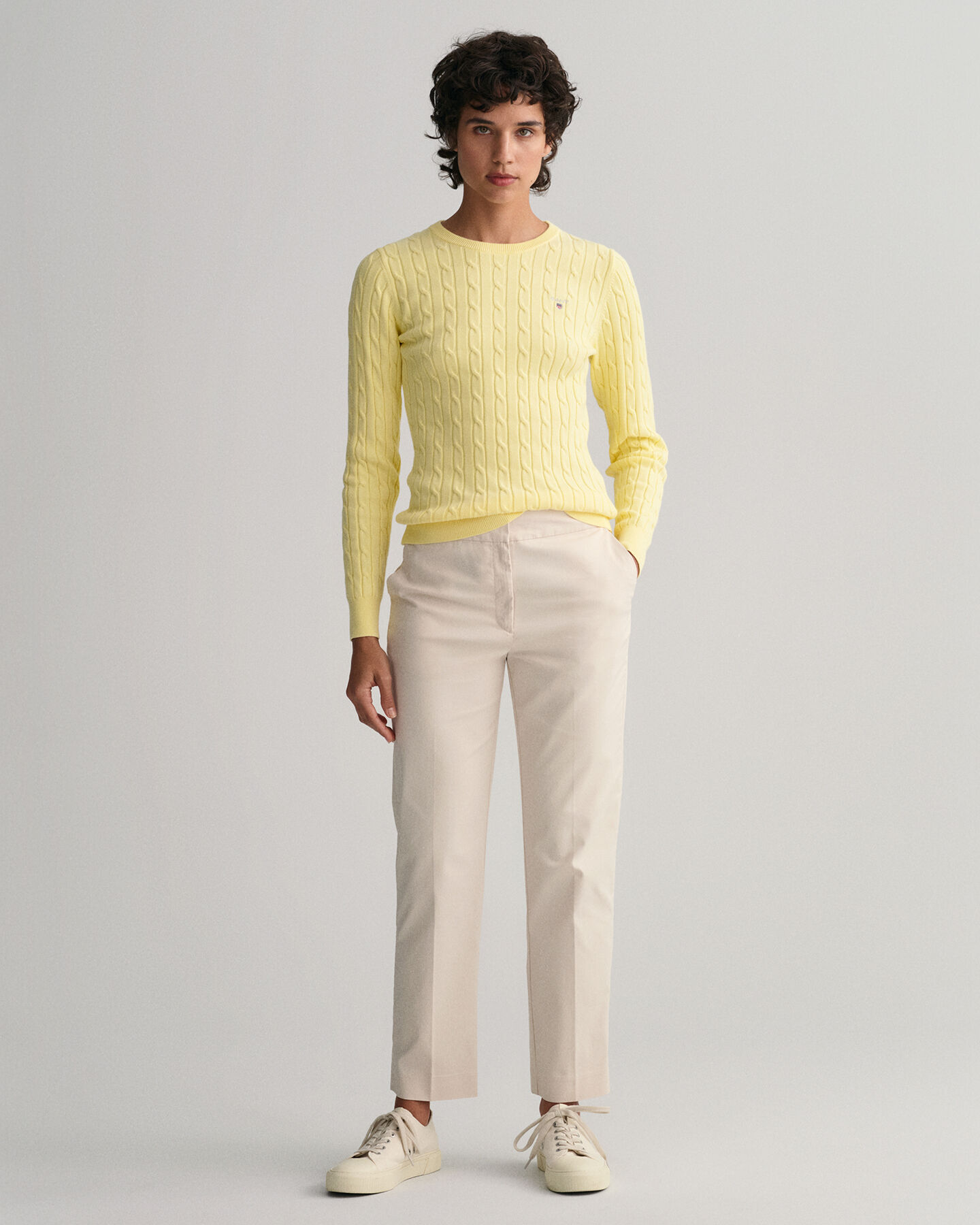 Pull ras du cou en maille de coton stretch &agrave; torsades