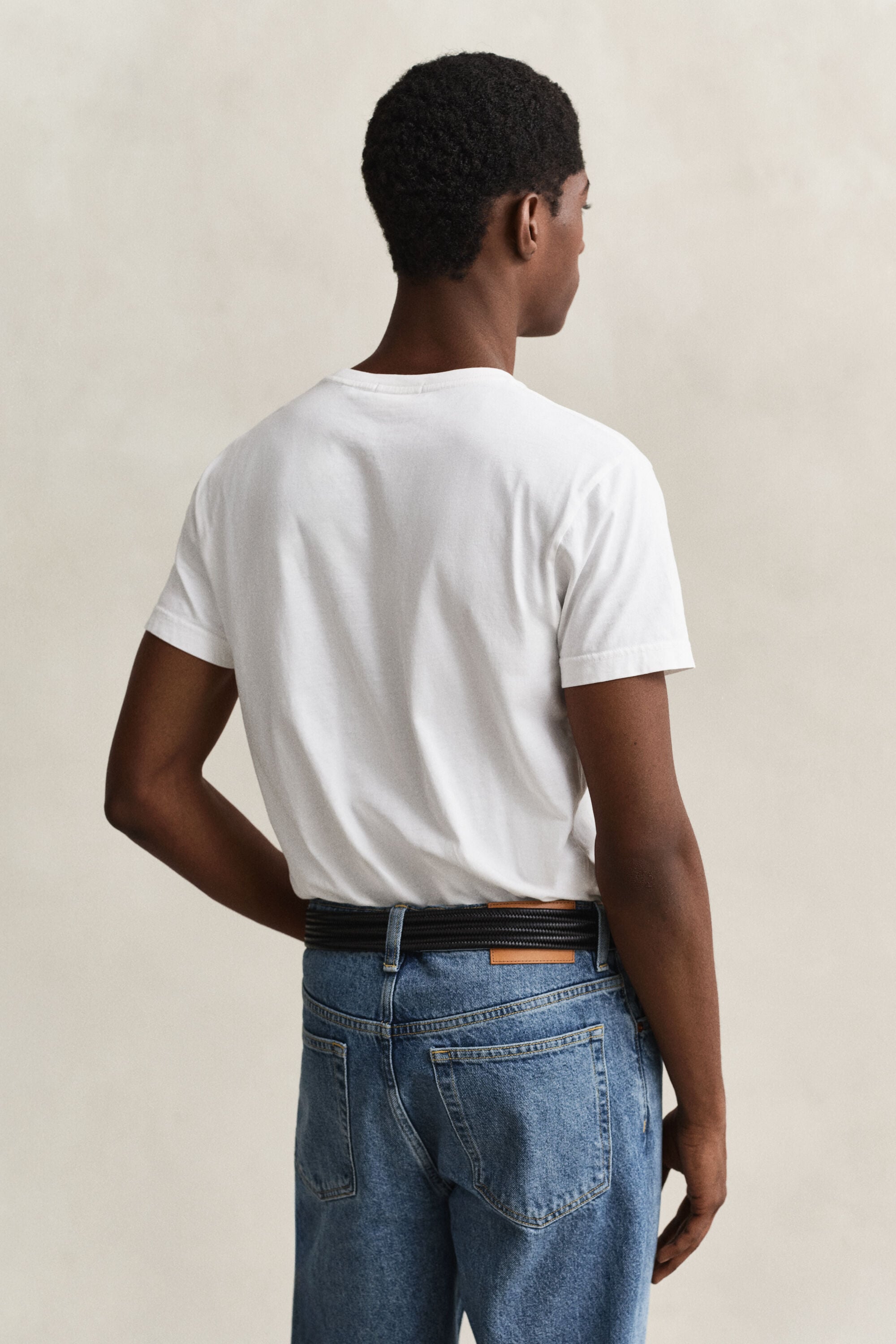 T-shirt ajusté avec écusson