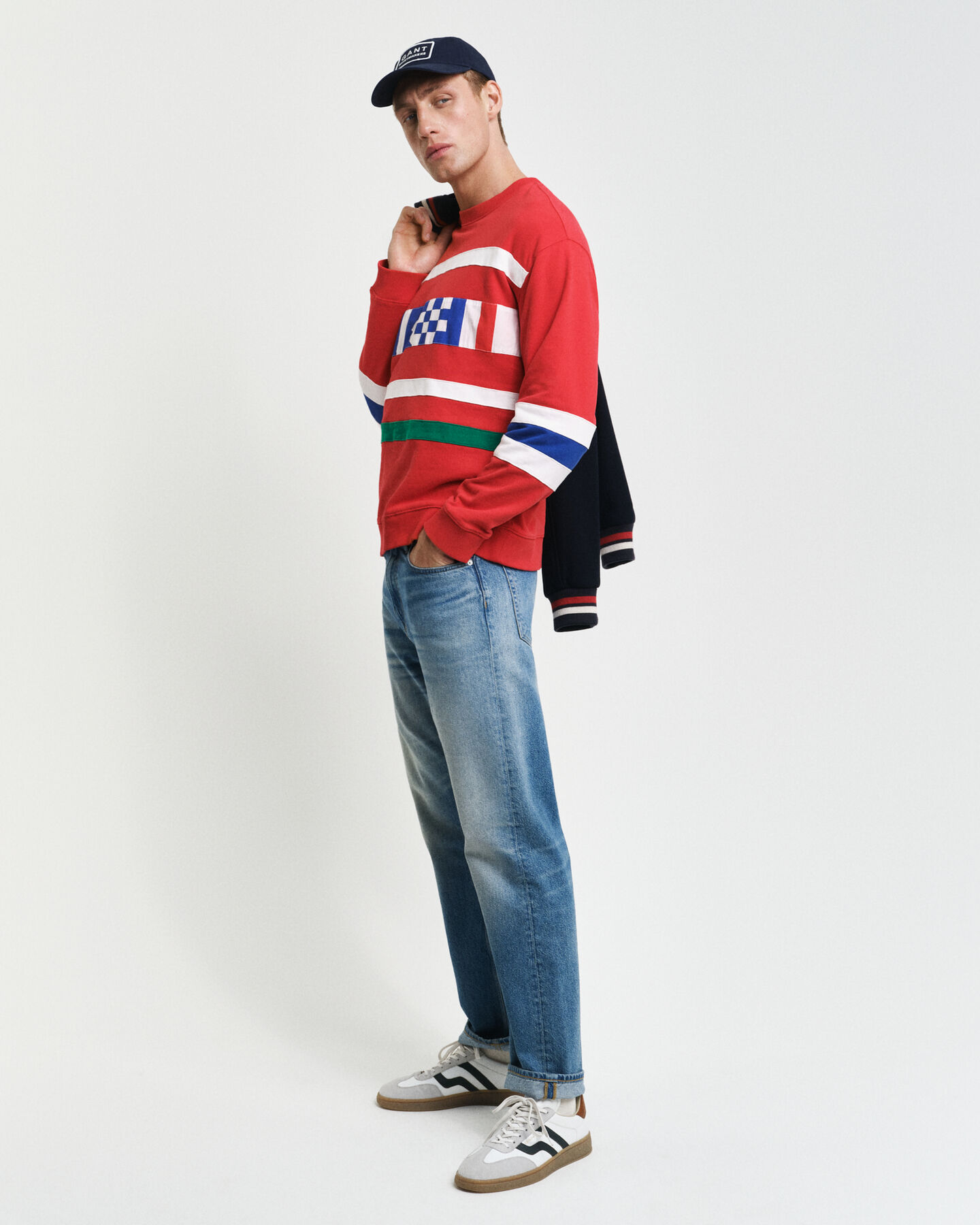 Sweat-shirt ras du cou &agrave; empi&egrave;cements