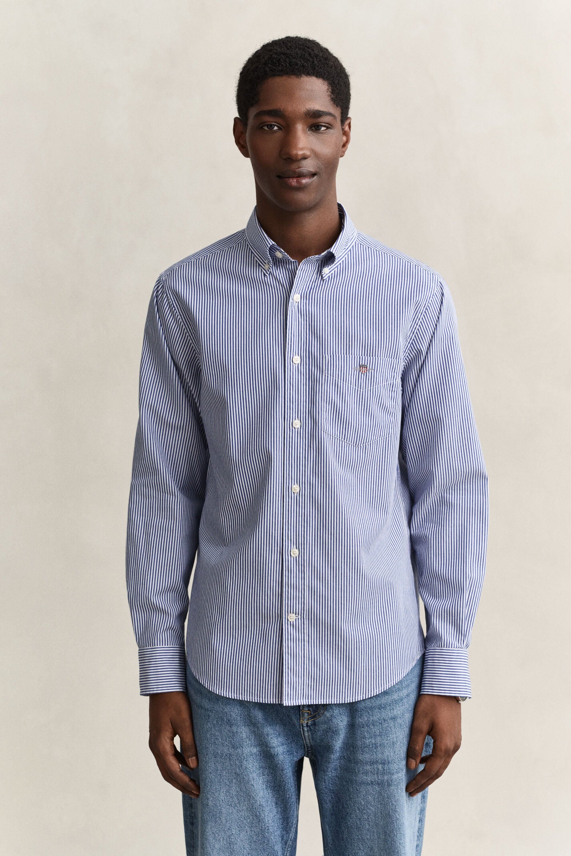 Chemise regular en popeline à rayures classique