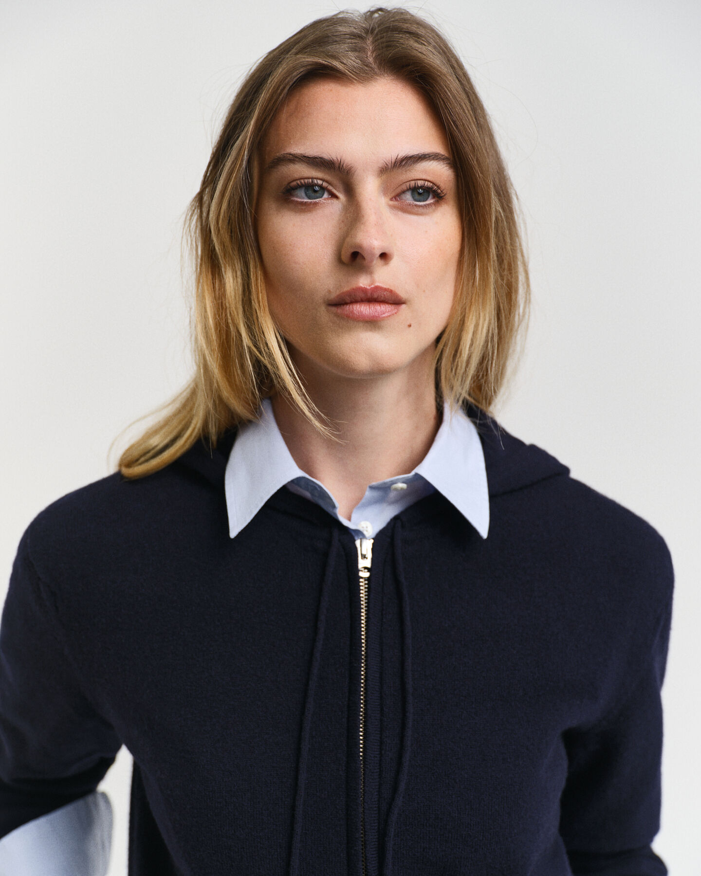 Sweat à capuche zippé en laine d'agneau ultrafine