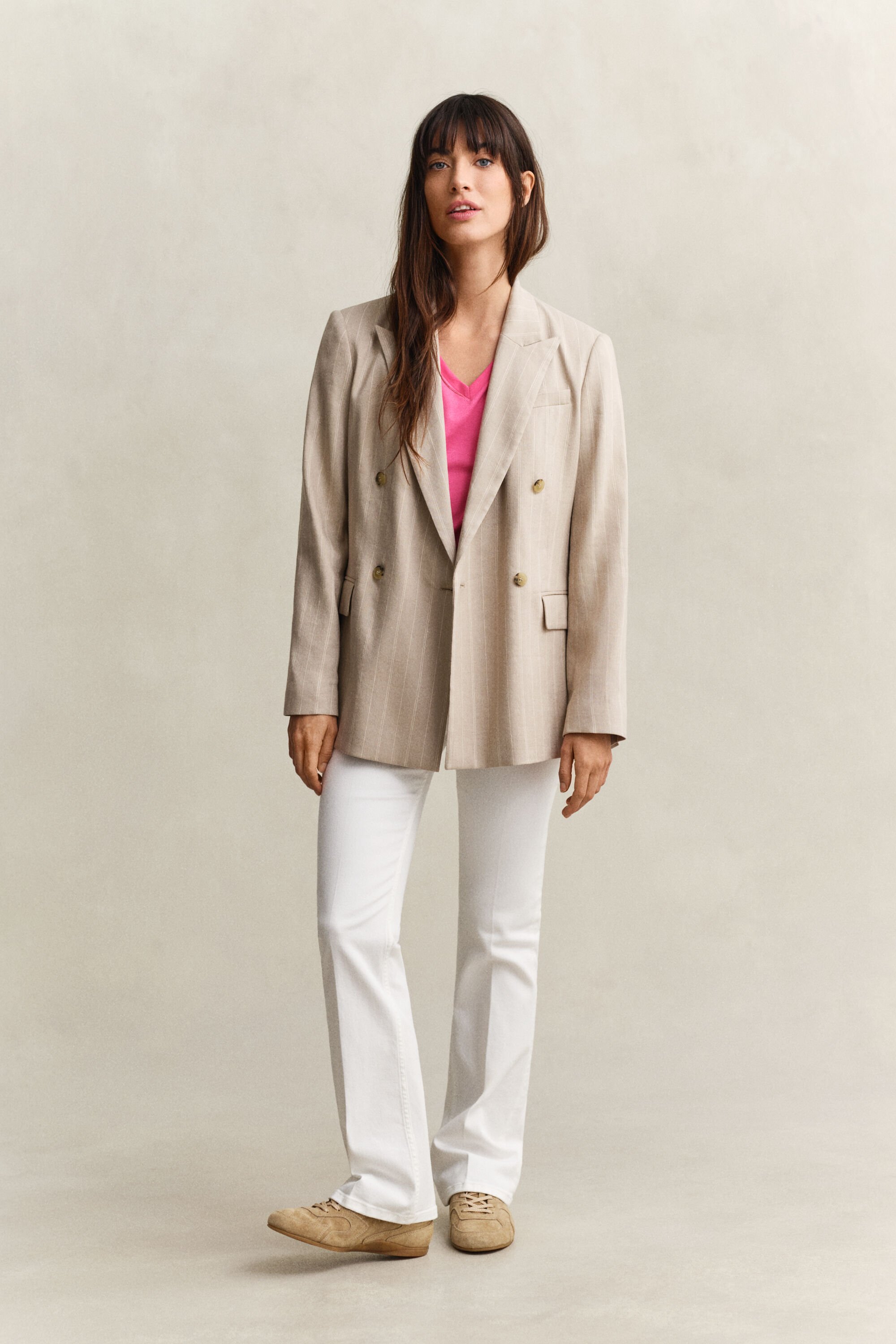 T-shirt col V Shield