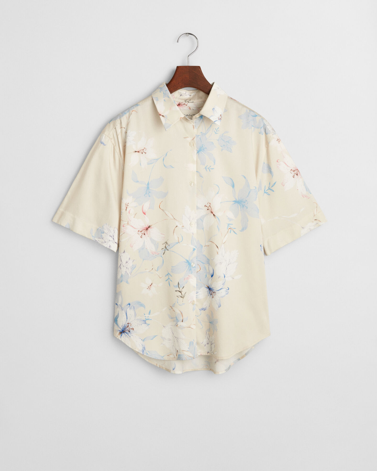 Chemise coupe regular à manches courtes avec imprimé floral