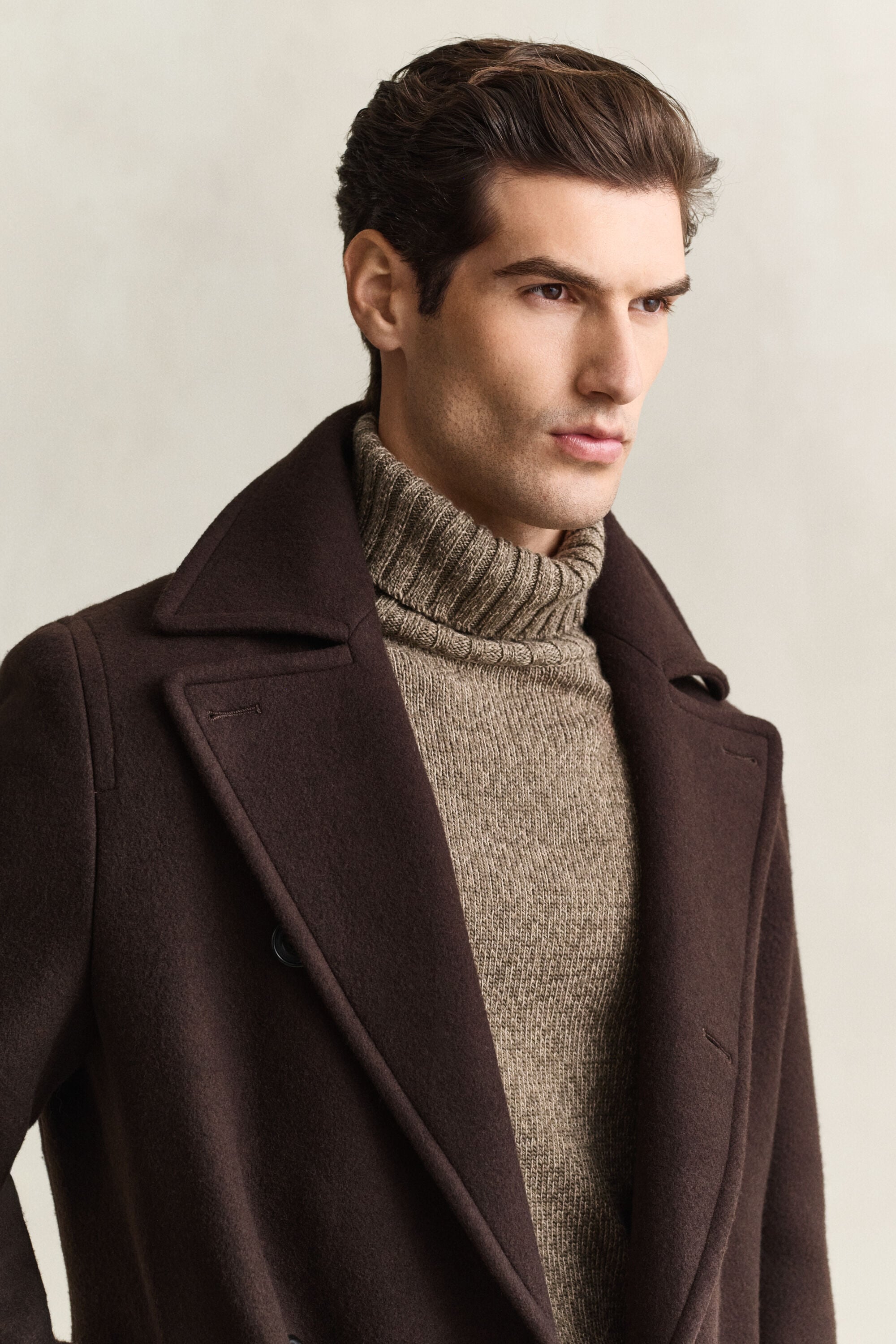 Manteau style militaire avec ceinture