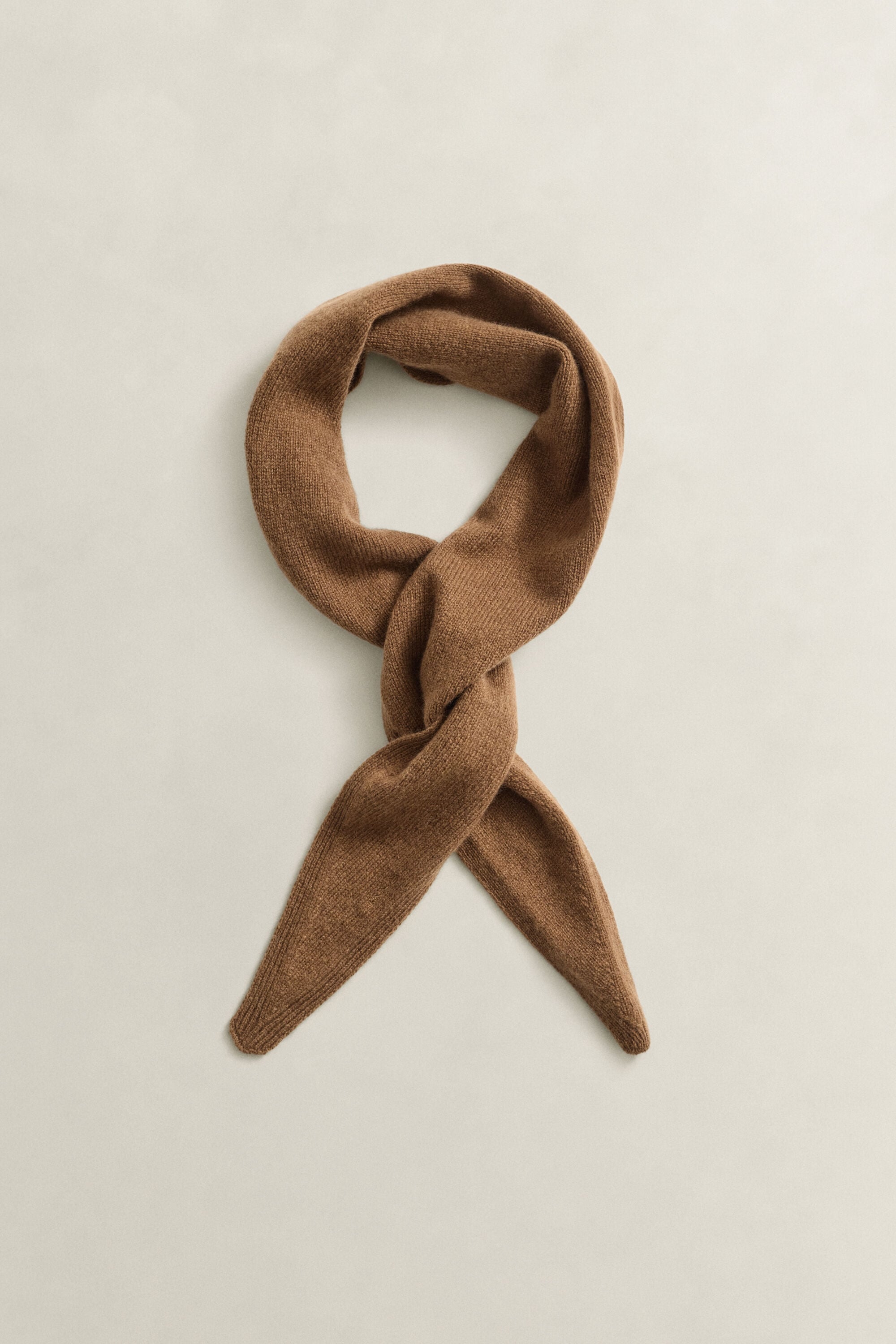 Foulard triangulaire en laine et cachemire