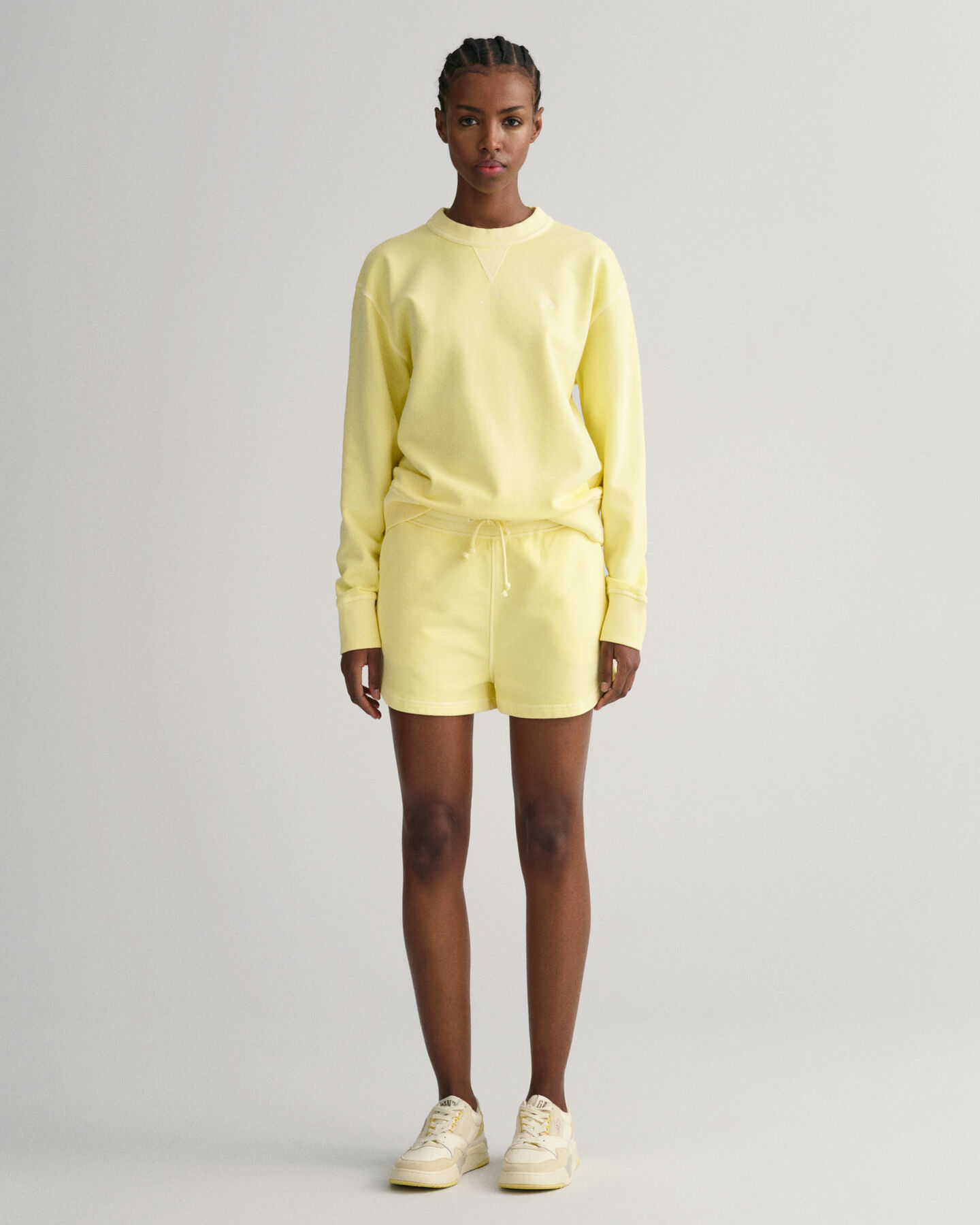 Short relaxed fit Sunfaded