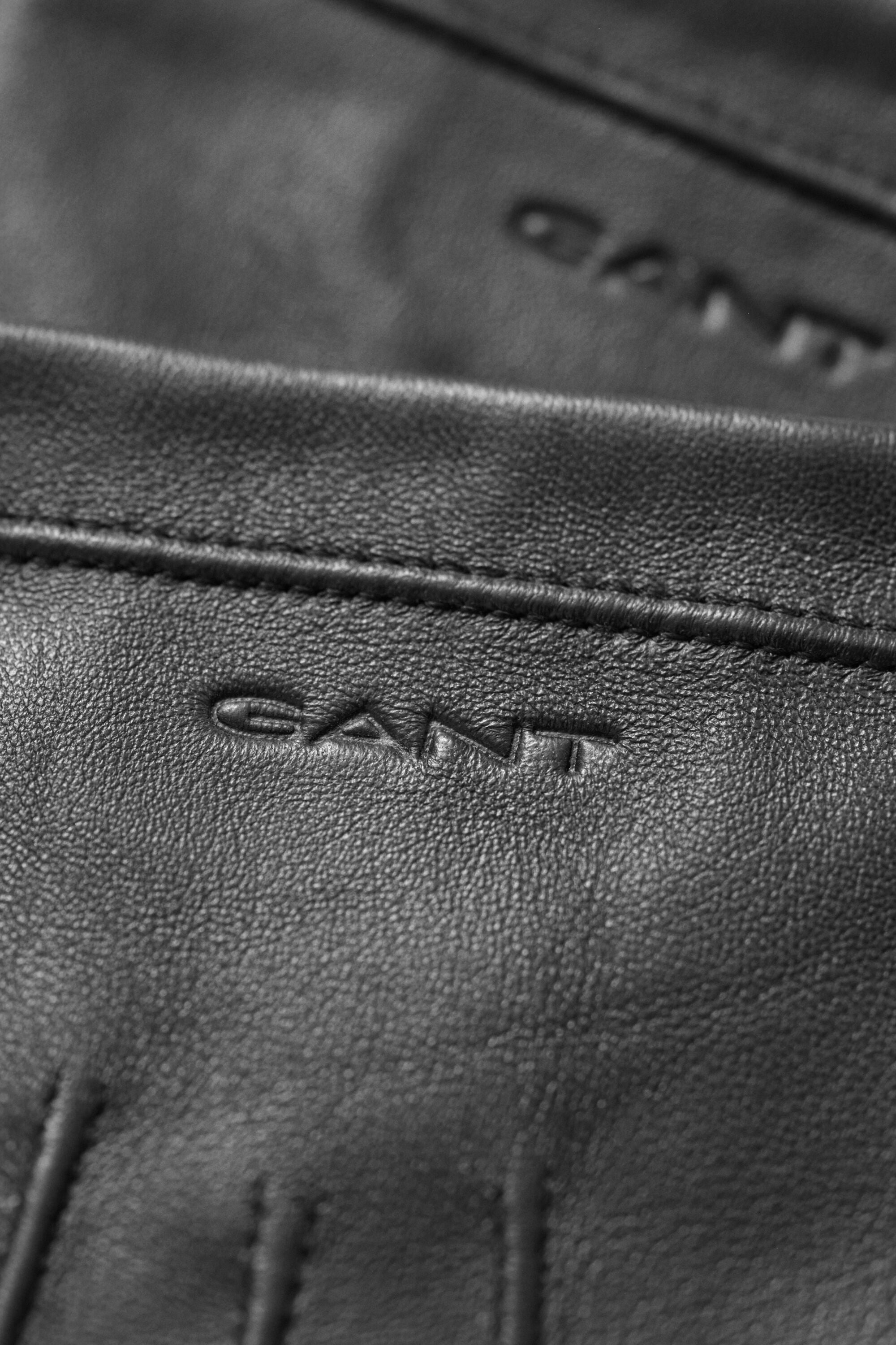 Gants en cuir d’agneau doublé de cachemire