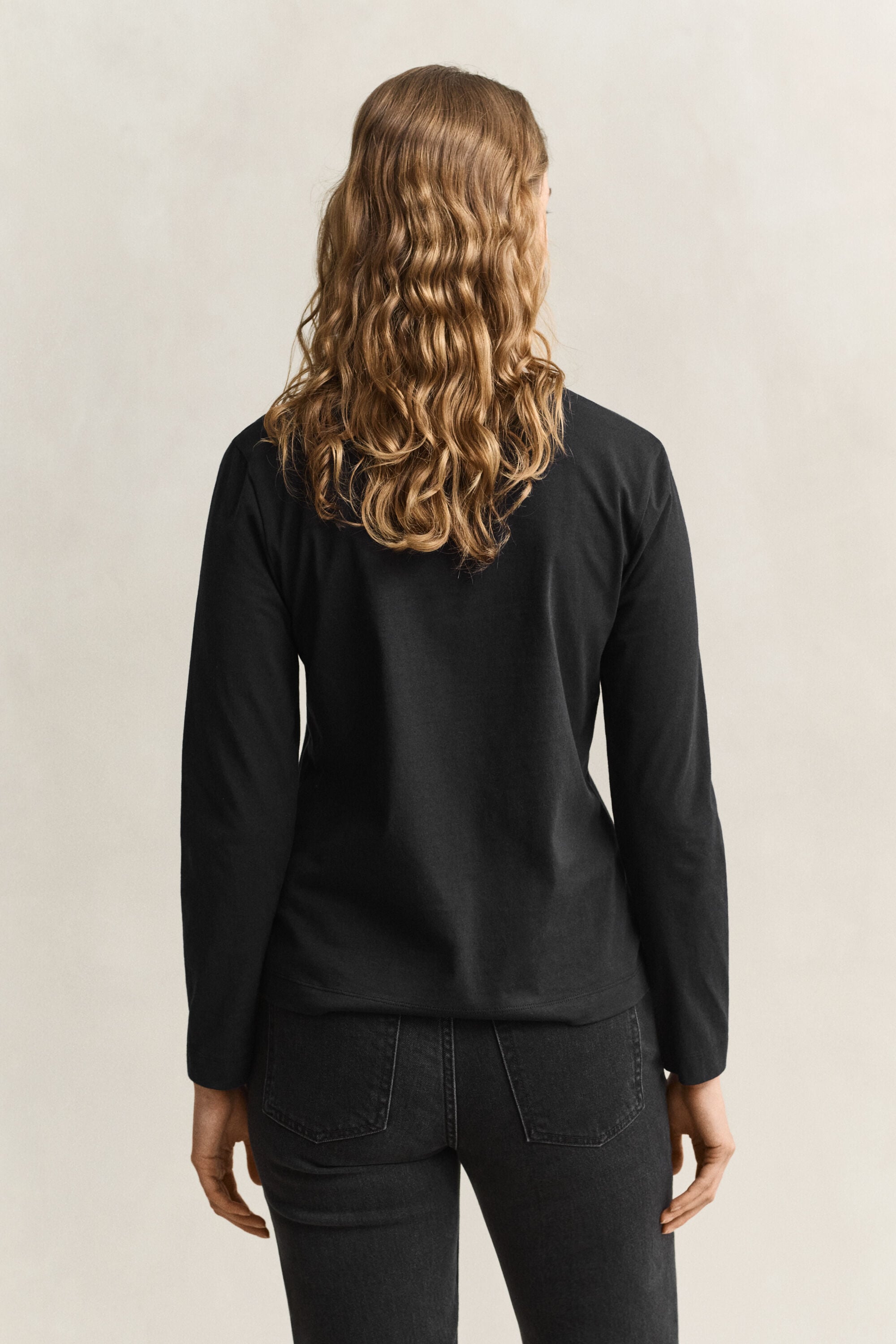 T-shirt à manches longues avec écusson