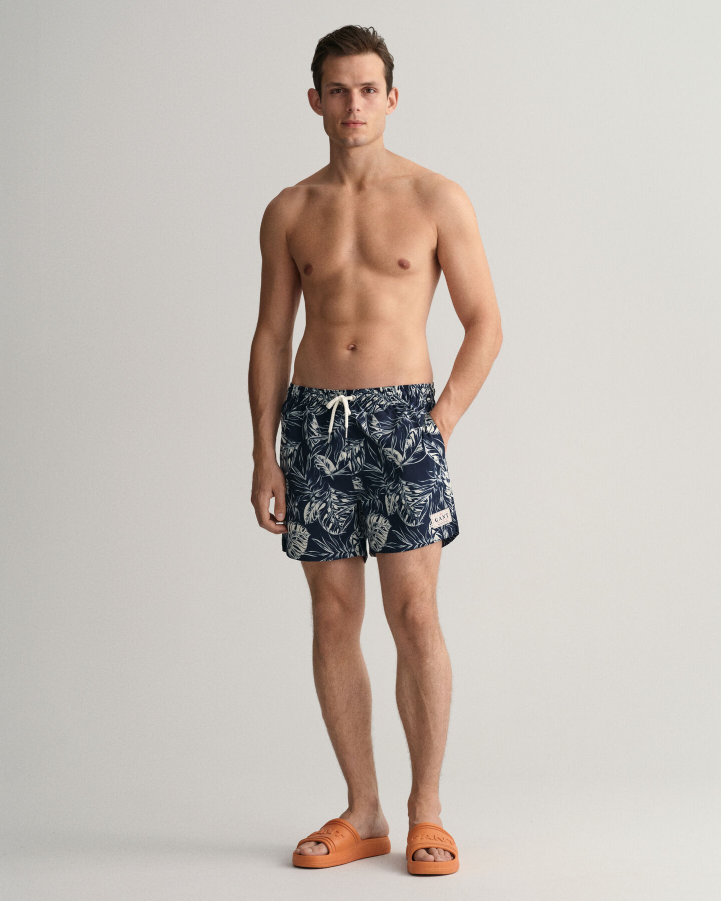 Short de bain classic fit &agrave; imprim&eacute; Tropical Leaves