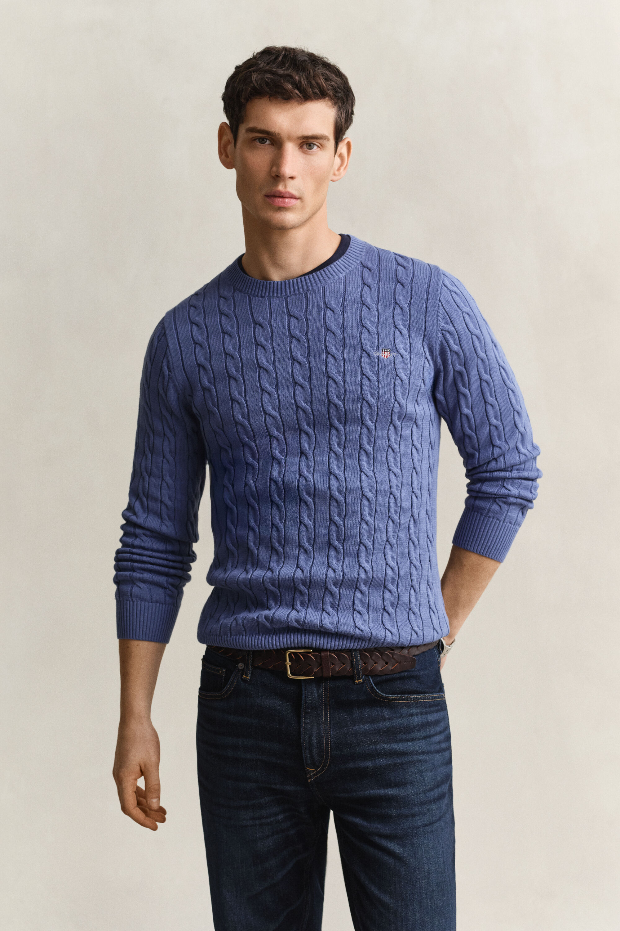 Pull en maille torsadée classique
