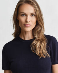 Pull col rond léger à manches courtes