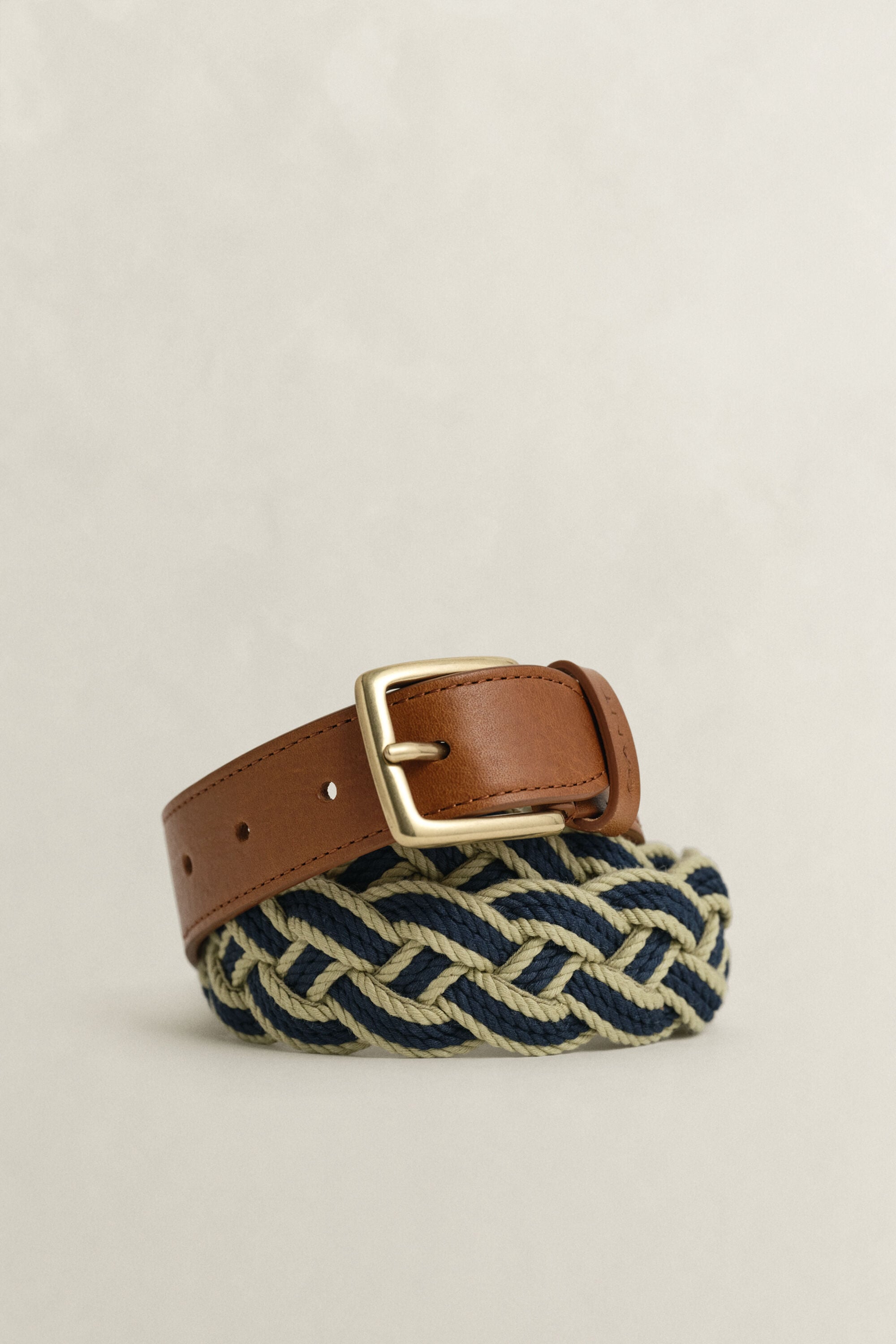 Ceinture tressée contrastante