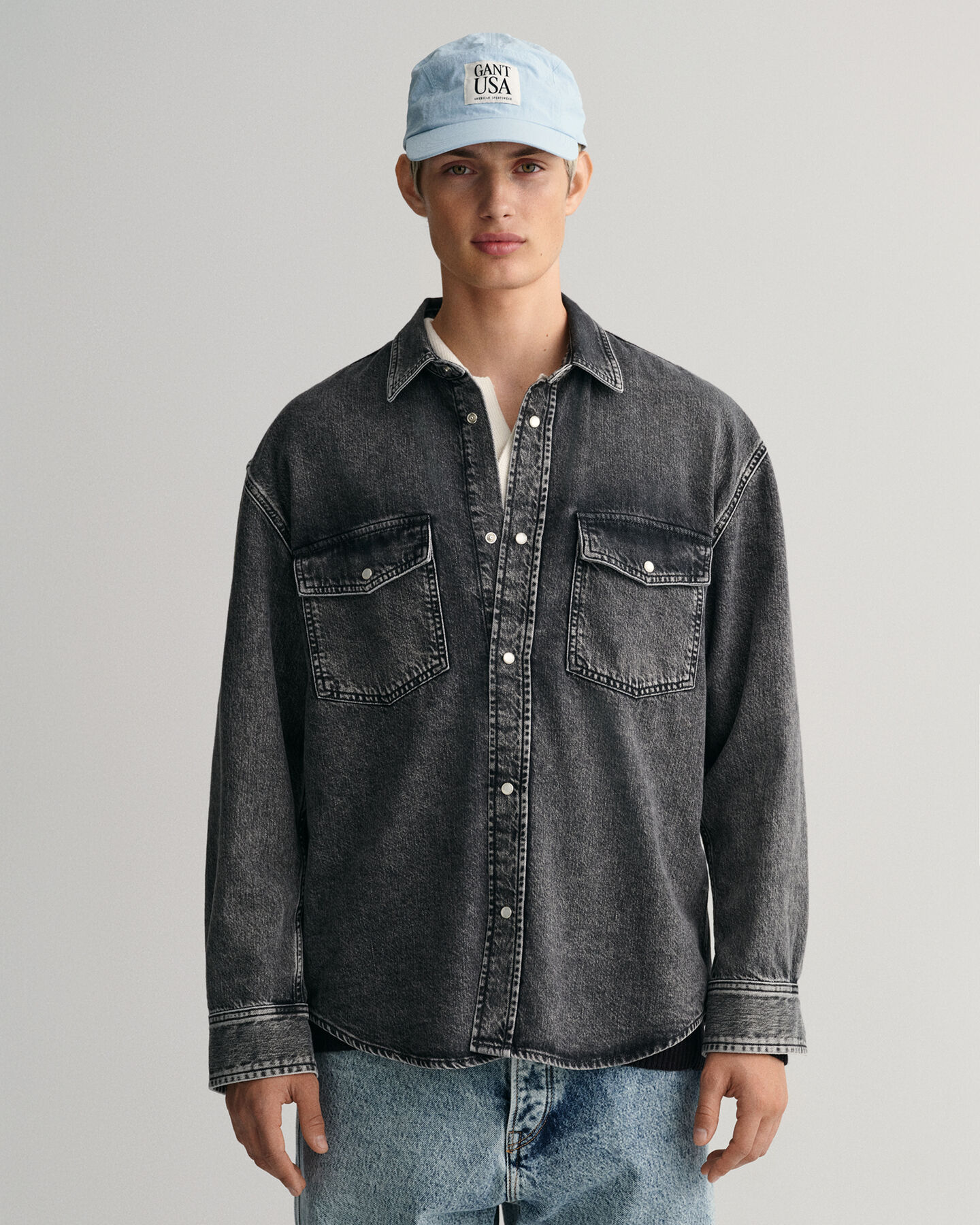 Chemise ultra-ample en denim d&eacute;lav&eacute; Heavy