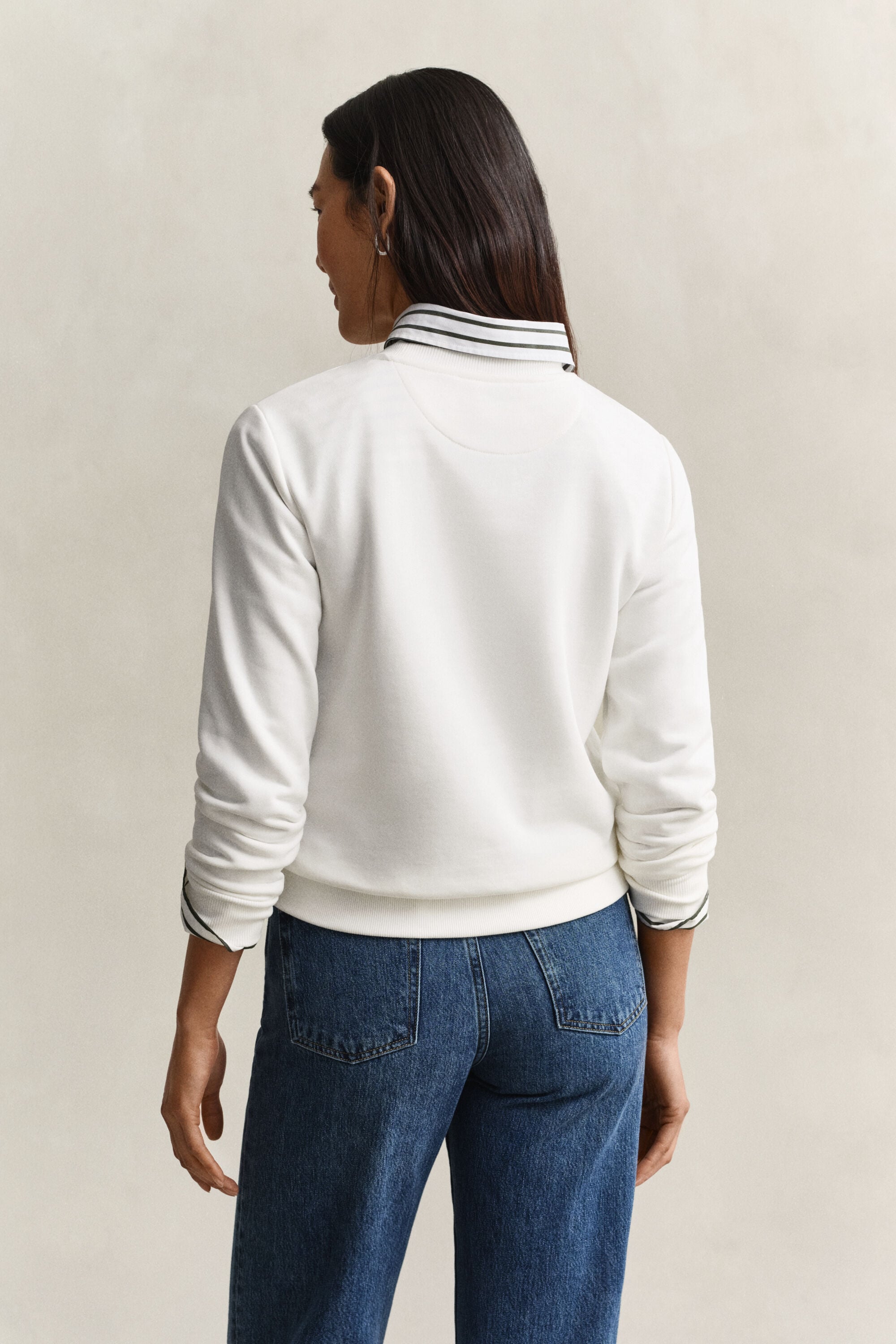 Sweat-shirt avec écusson ton sur ton