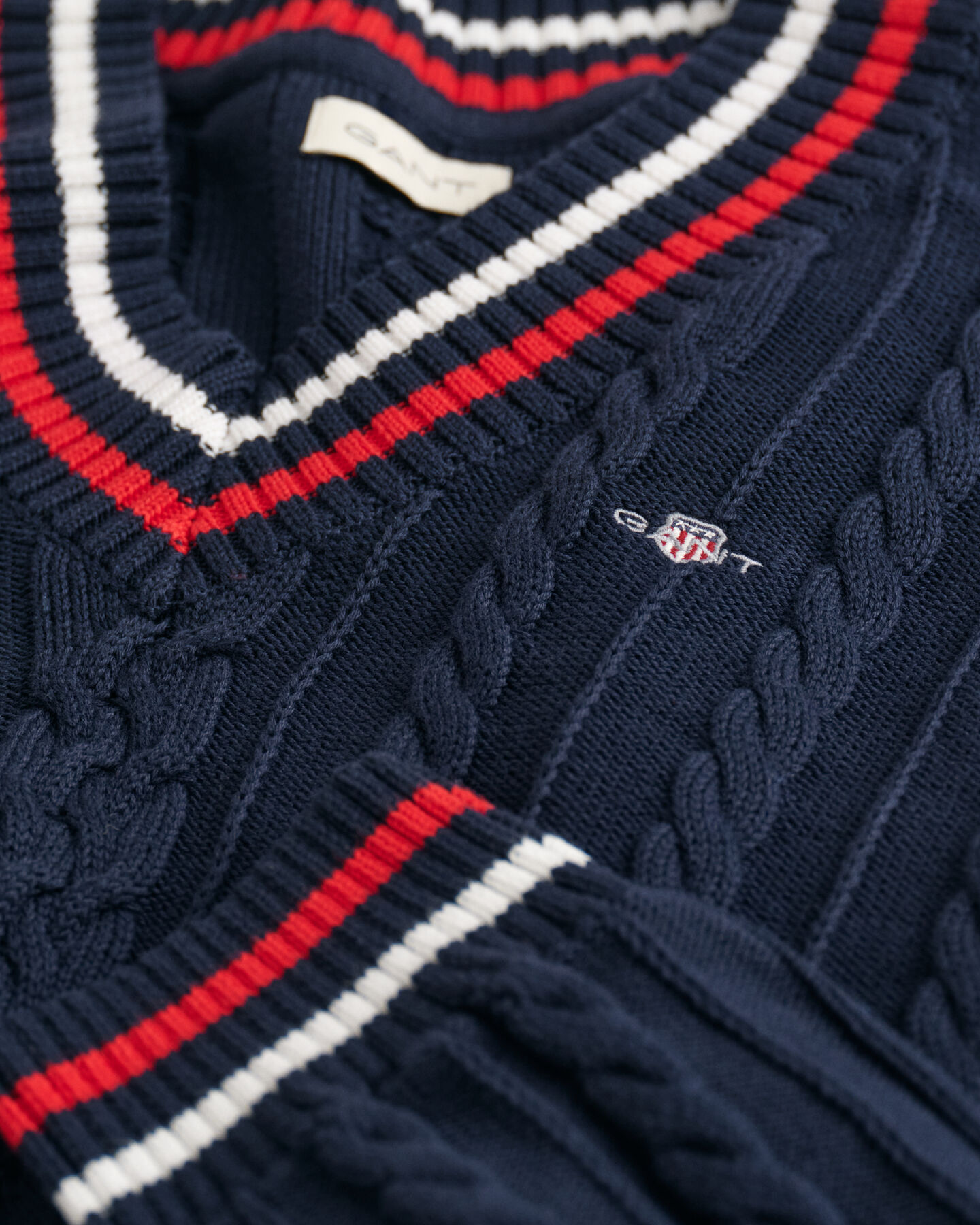 Pull col V en maille torsad&eacute;e &agrave; rayures Teens