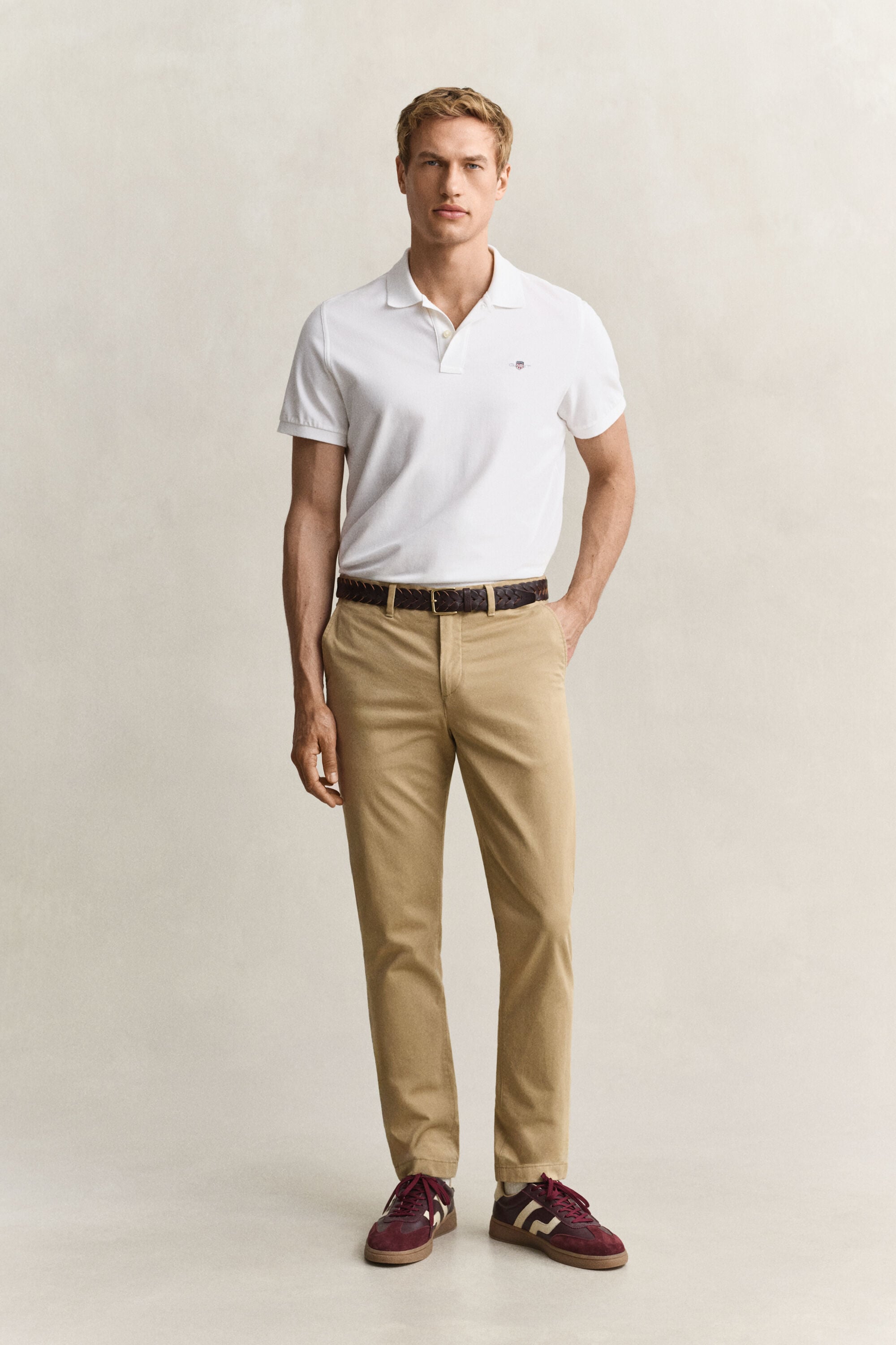 Pantalon chino slim classique