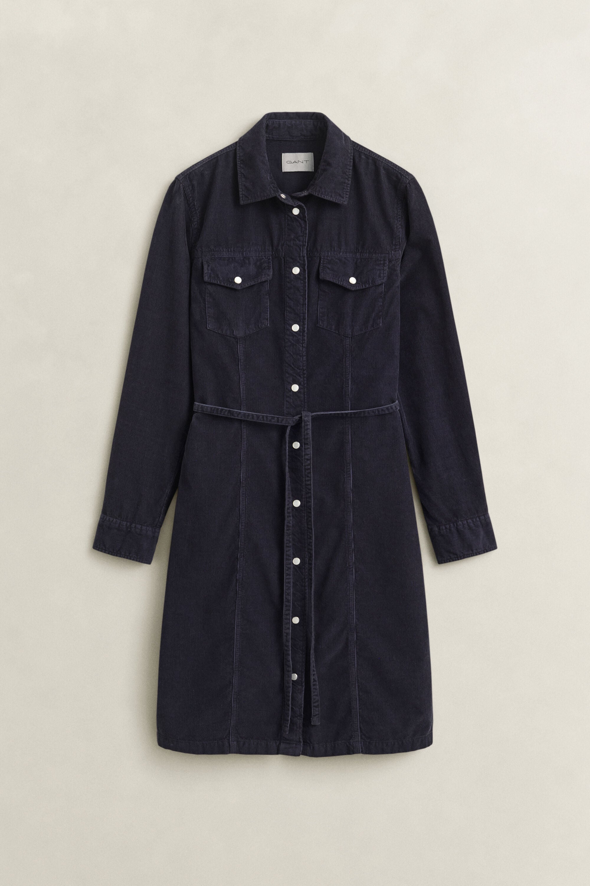 Robe-chemise en velours côtelé avec ceinture