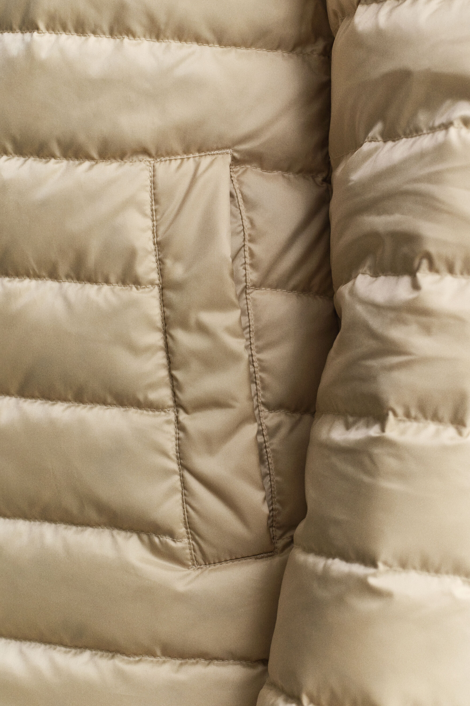 Doudoune légère en duvet