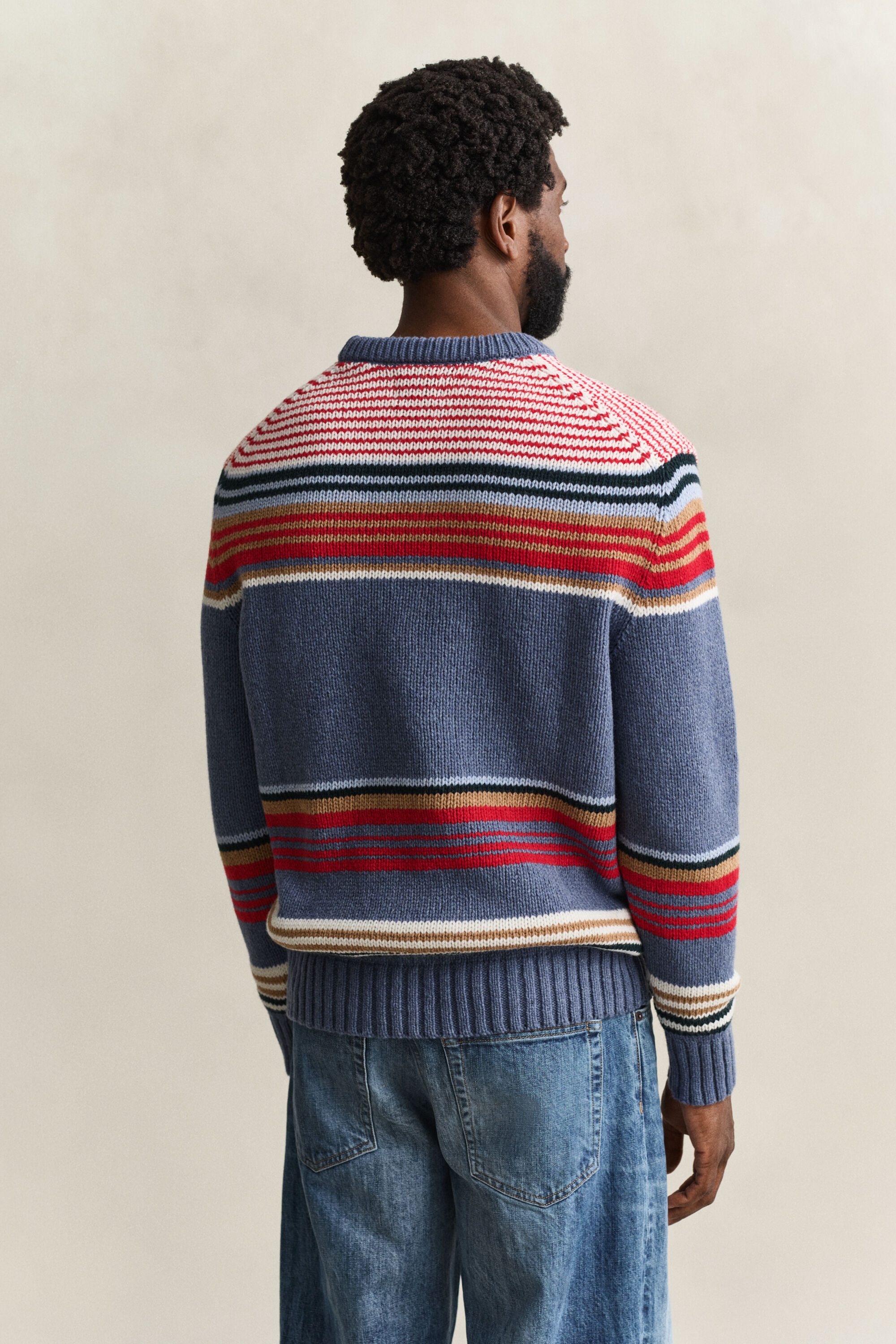 Pull col rond à rayures multicolores