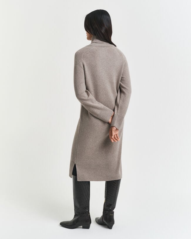 Robe col roulé avec finitions en maille