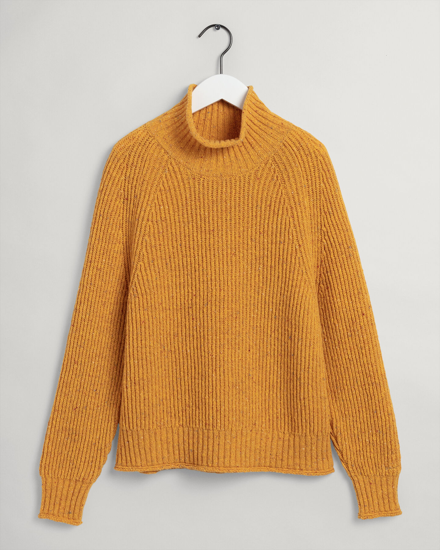 Pull col roul&eacute; mouchet&eacute;