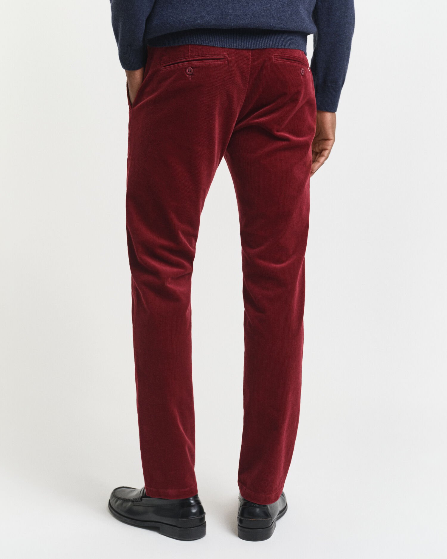 Pantalon chino slim fit en velours côtelé
