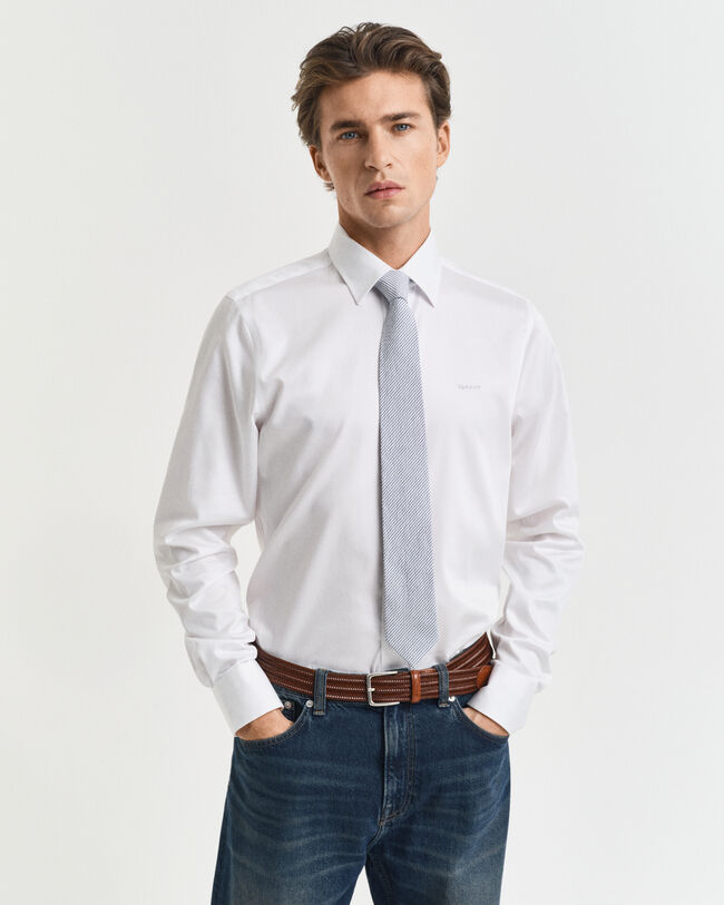 Chemise coupe slim en satin