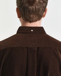 Chemise coupe regular en velours côtelé de coton