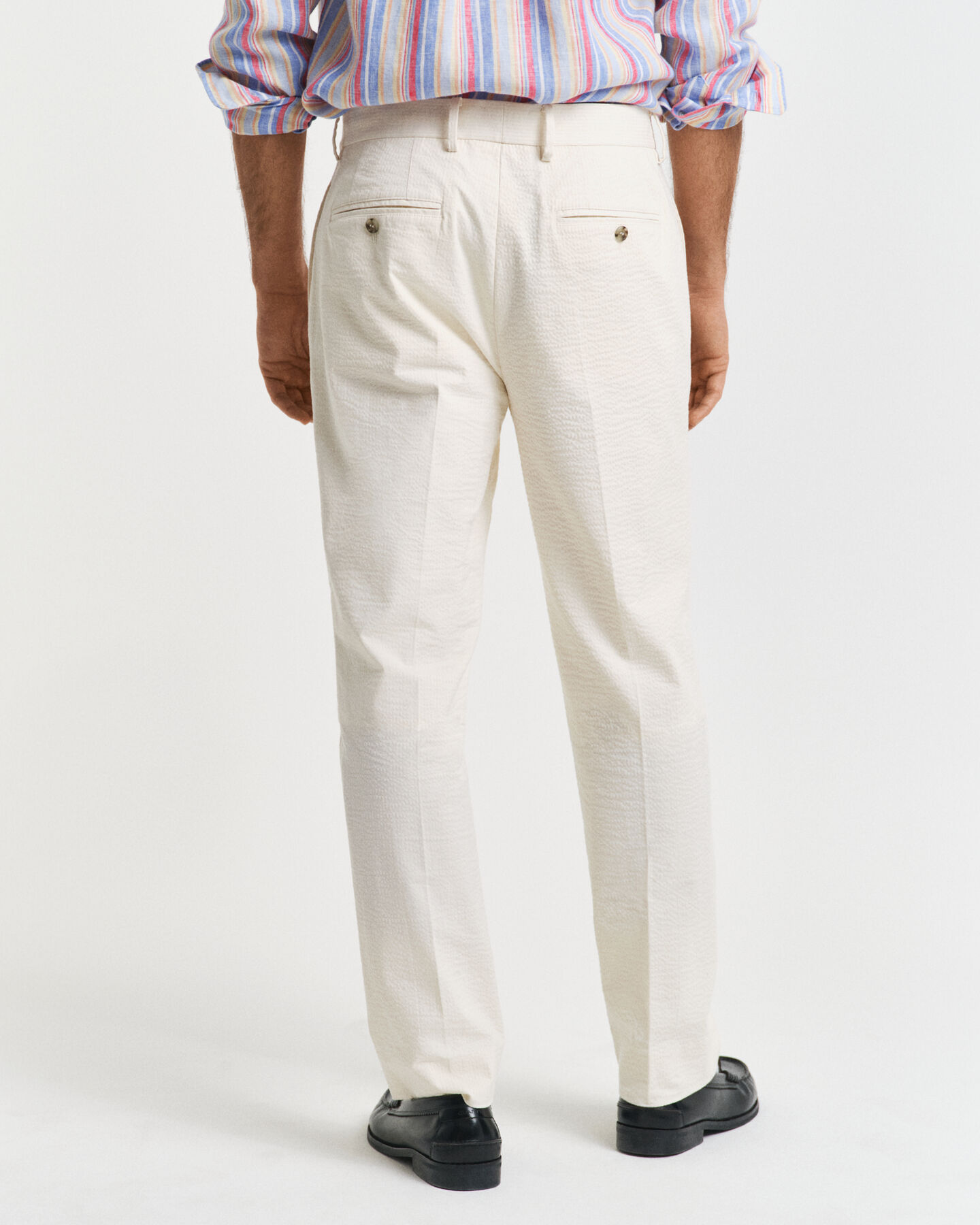Pantalon de costume coupe slim fusel&eacute;e en seersucker