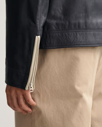 Veste courte en cuir