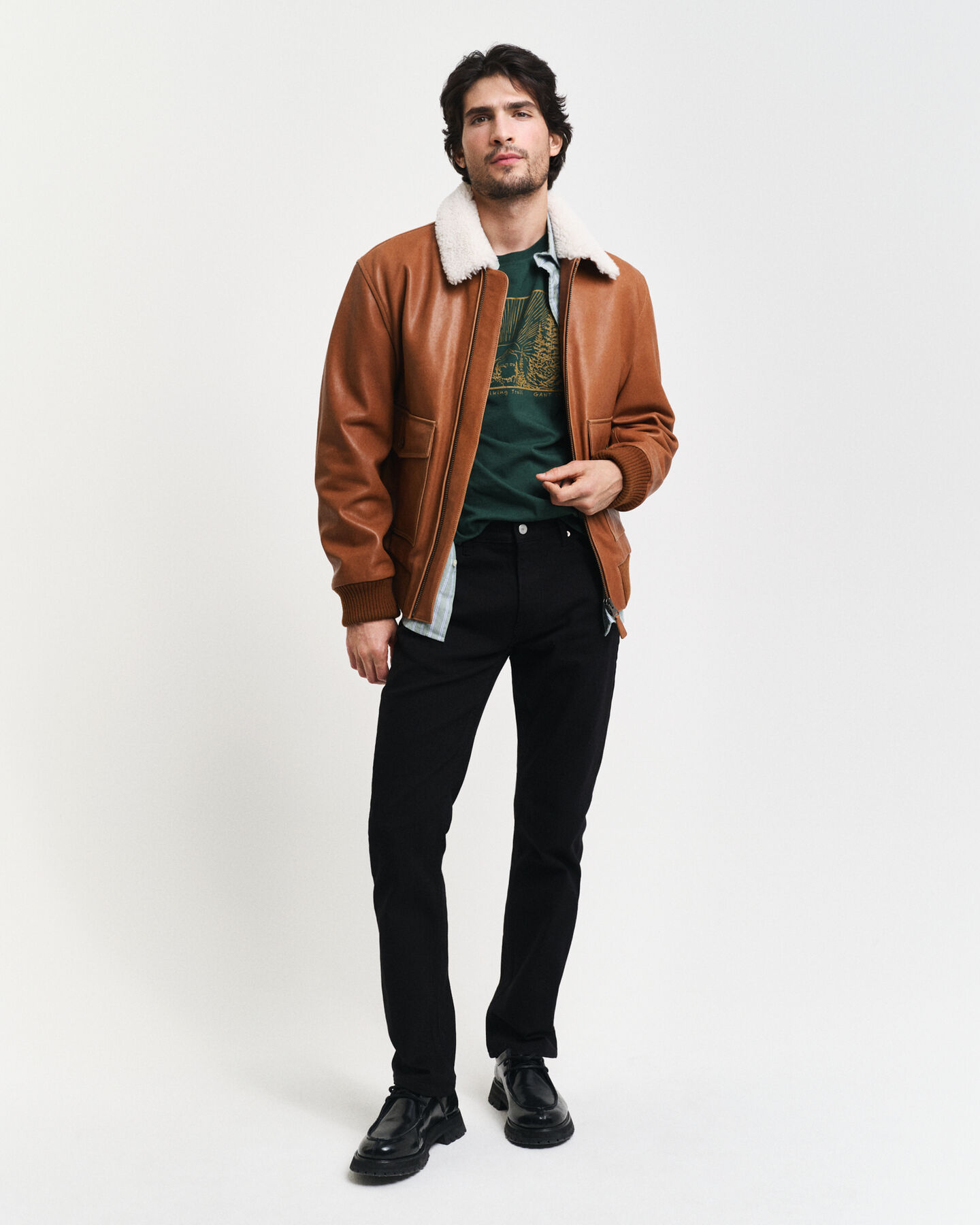 T-shirt avec illustration Outdoor