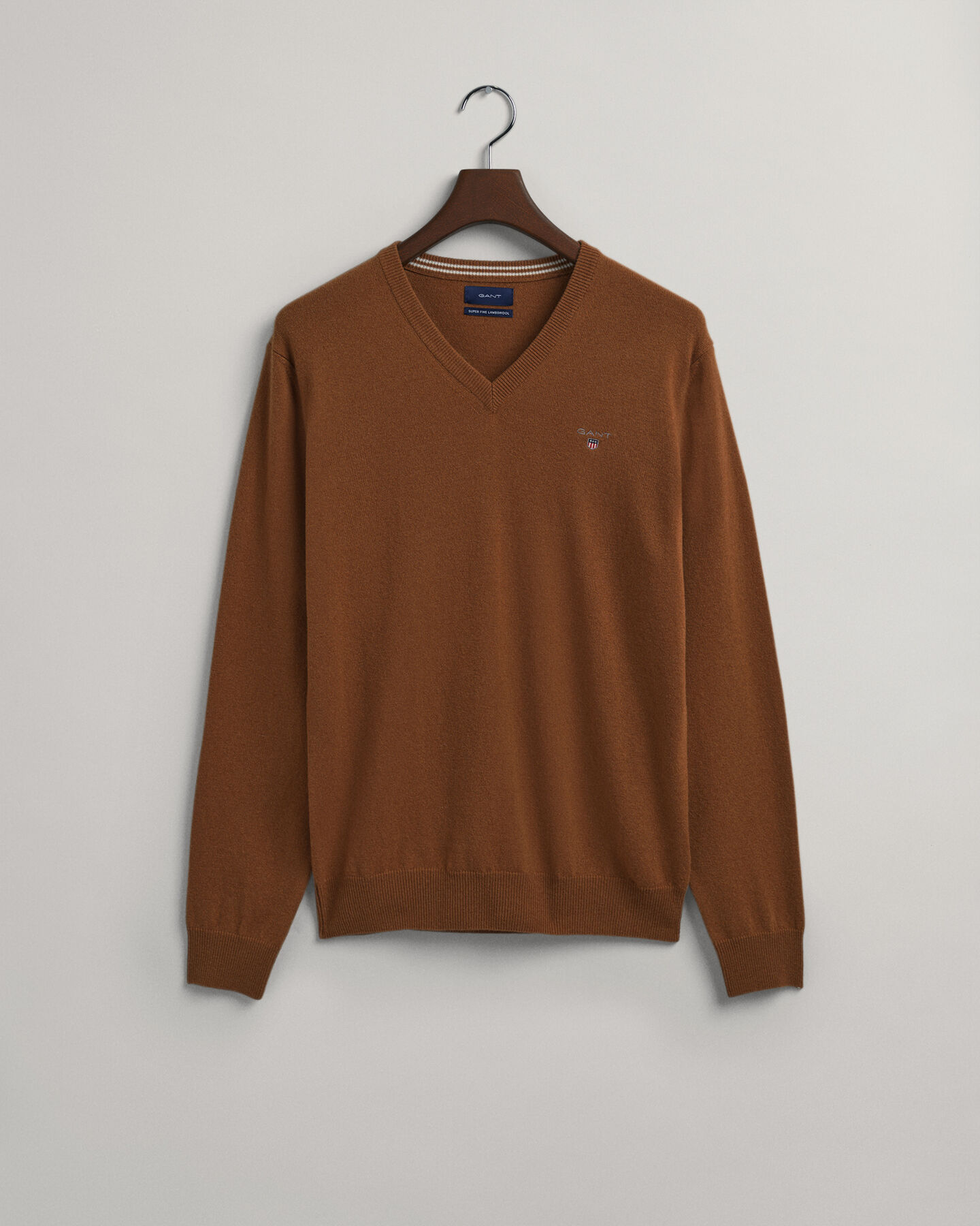 Pull col V en laine d'agneau ultrafine