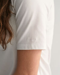 Haut &agrave; encolure d&eacute;gag&eacute;e