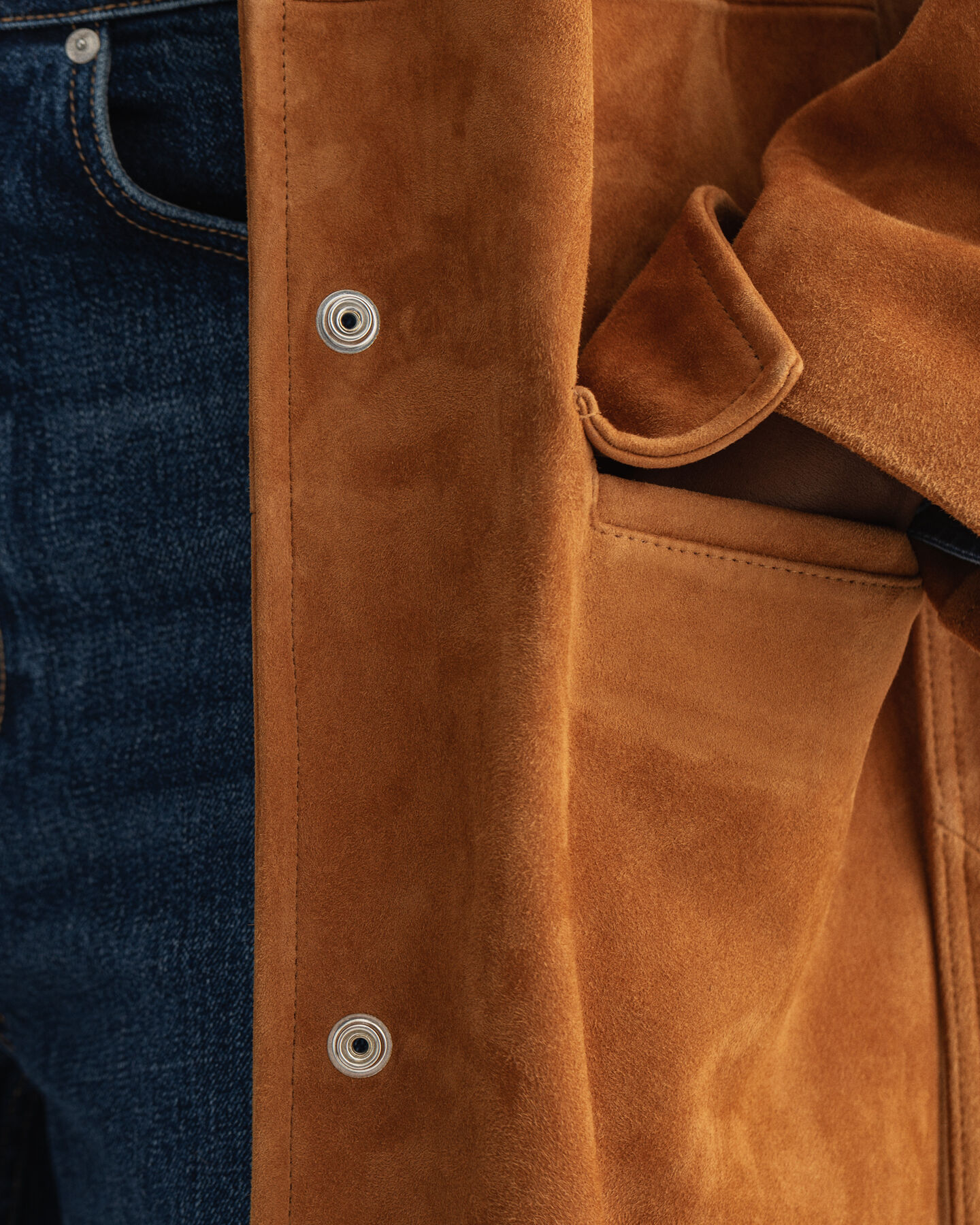 Manteau en daim avec ceinture