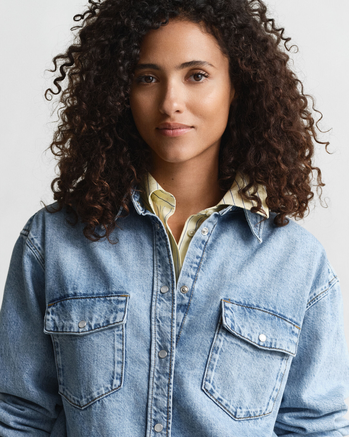 Chemise coupe décontractée en denim