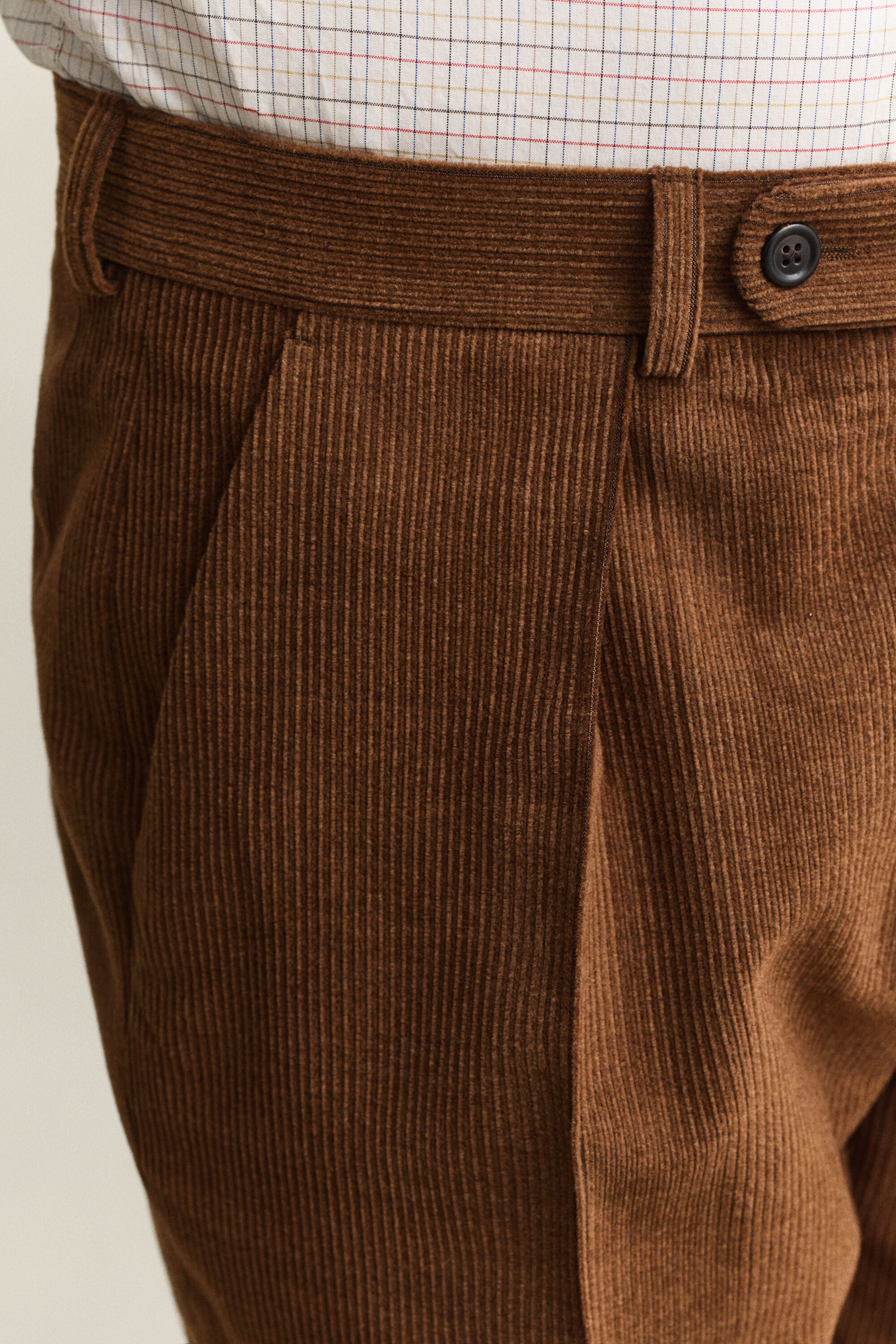 Pantalon de costume en velours de laine côtelé Gant x Yale