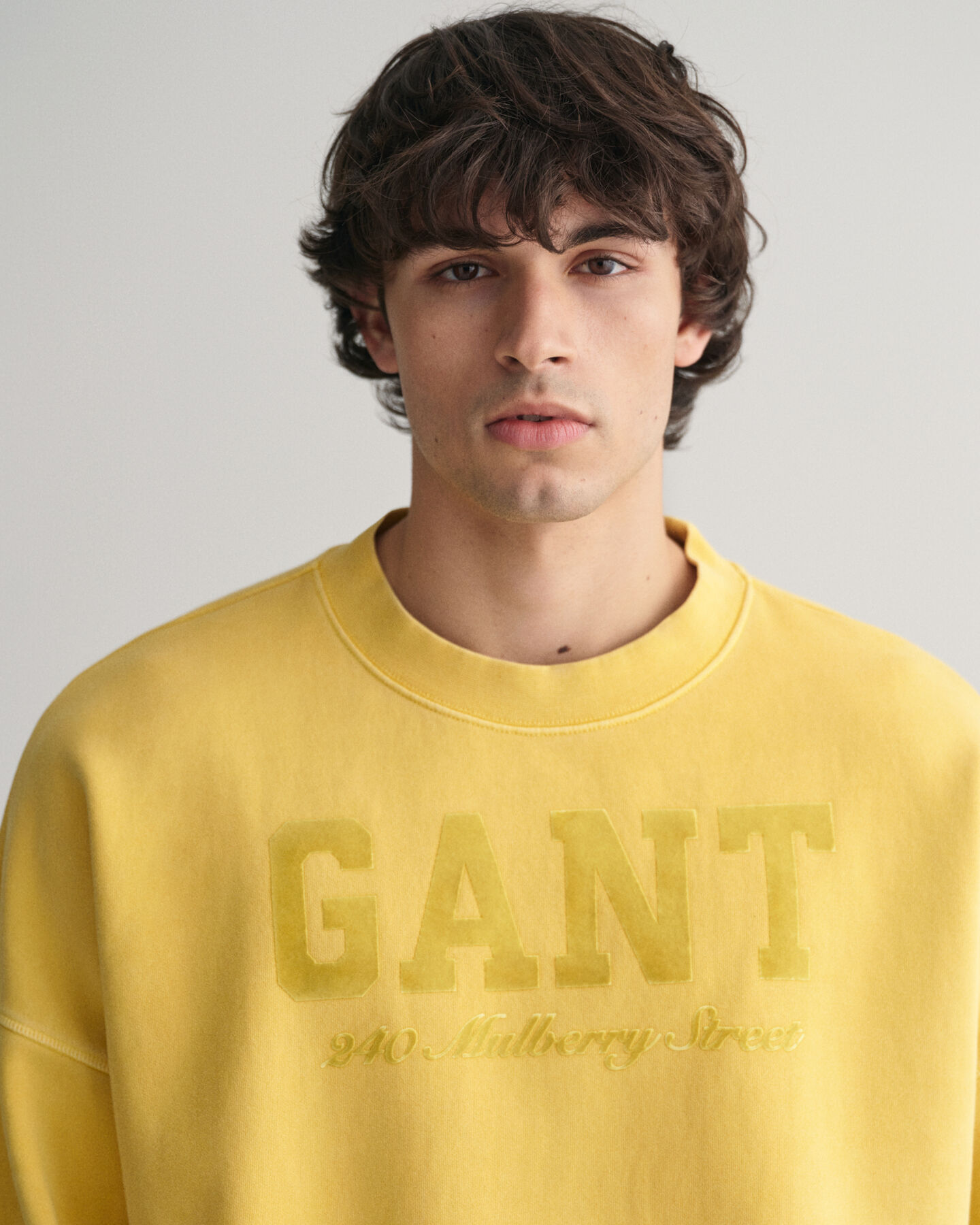 Sweat-shirt ras du cou &agrave; d&eacute;lavage vintage