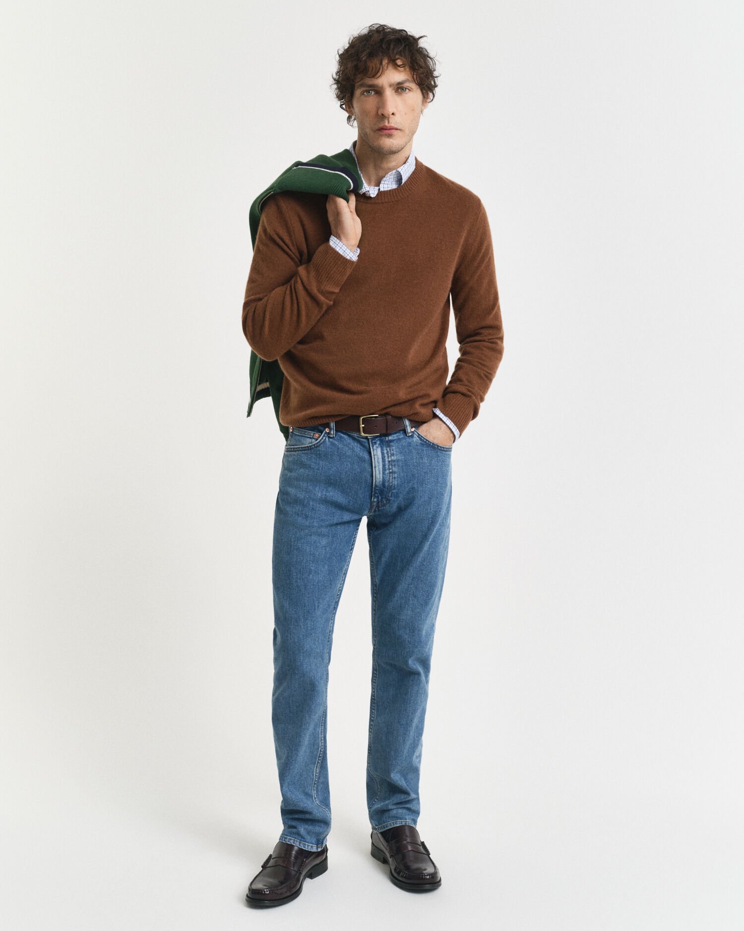 Jean regular fit à délavage épuré