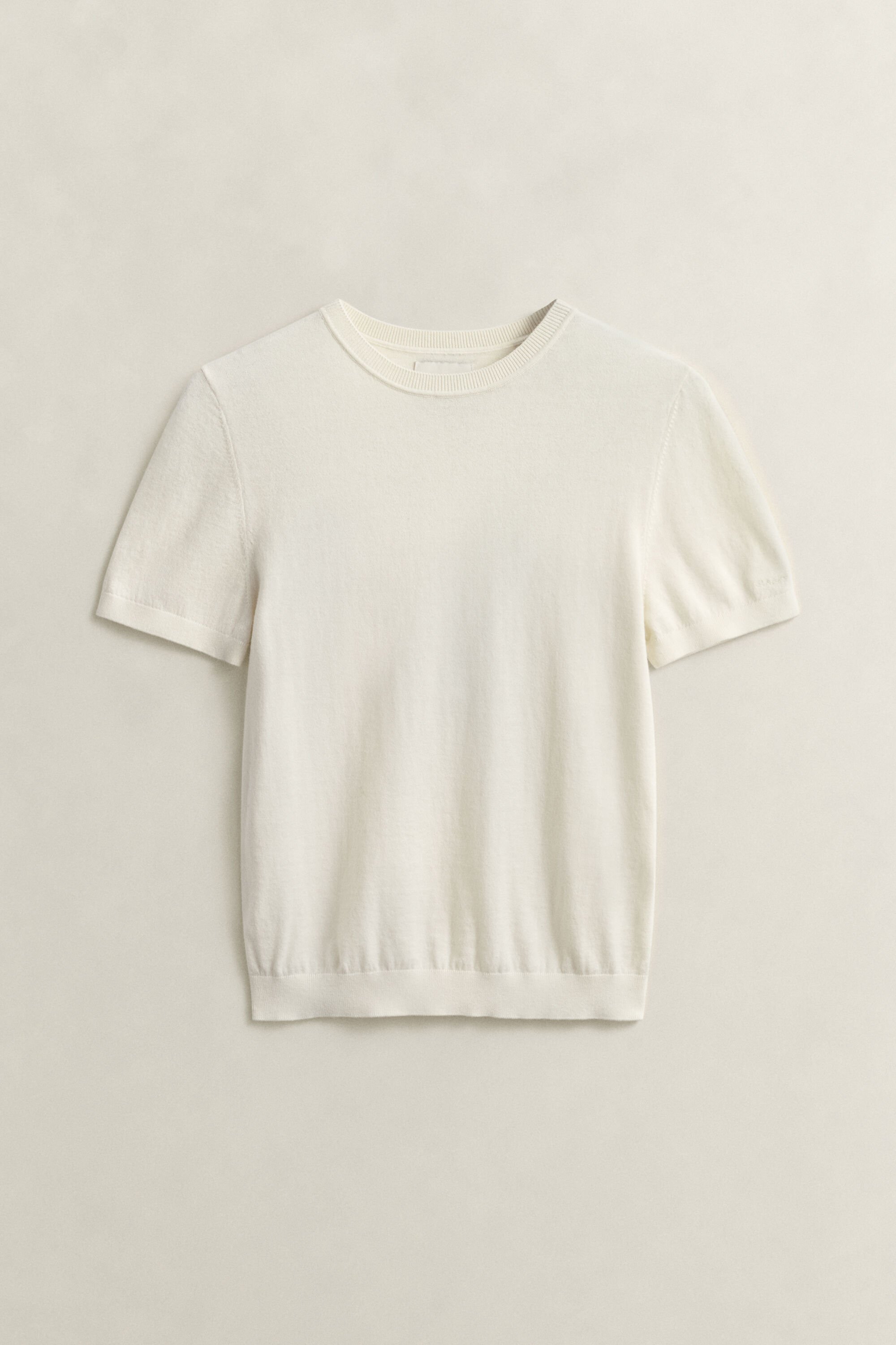 Pull col rond léger à manches courtes