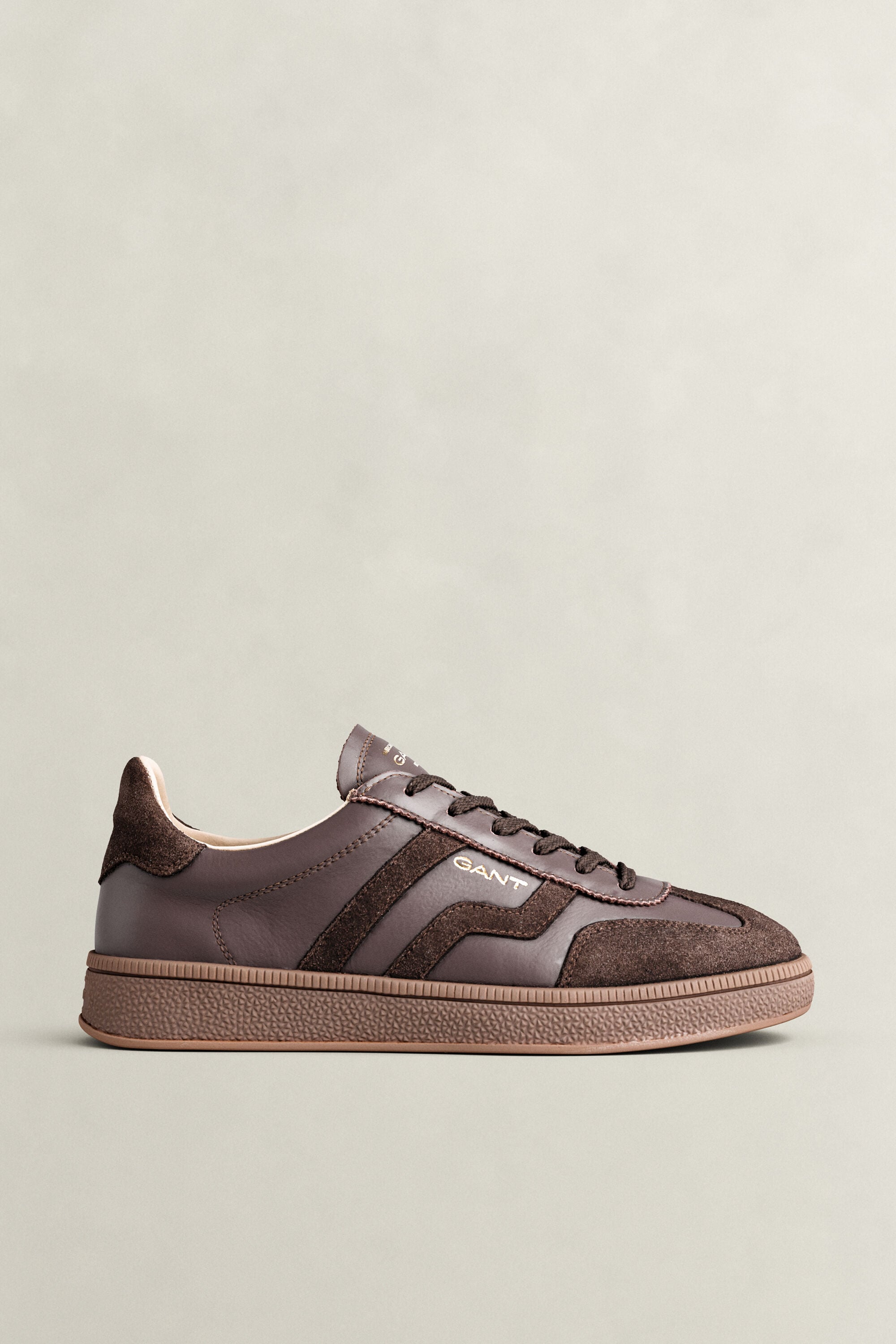 Baskets en daim et cuir Cuzima