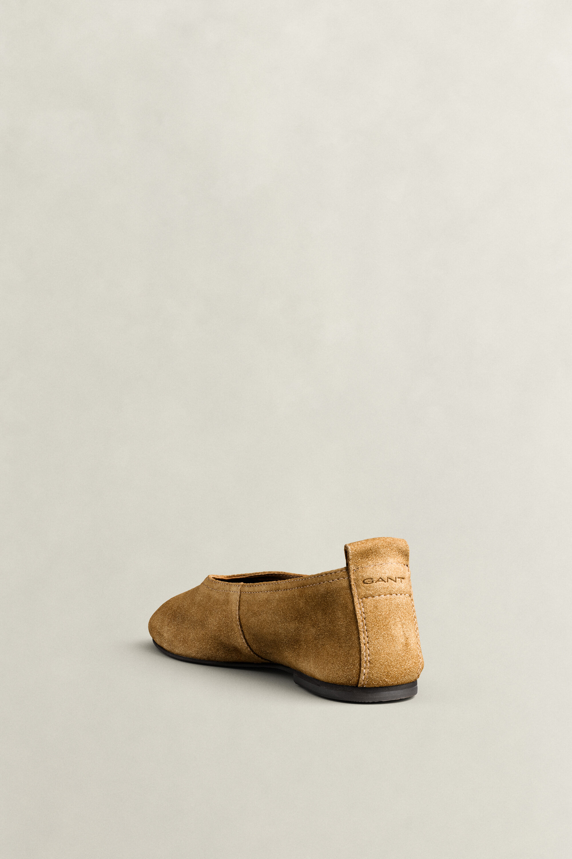 Ballerines plates en daim Chadii