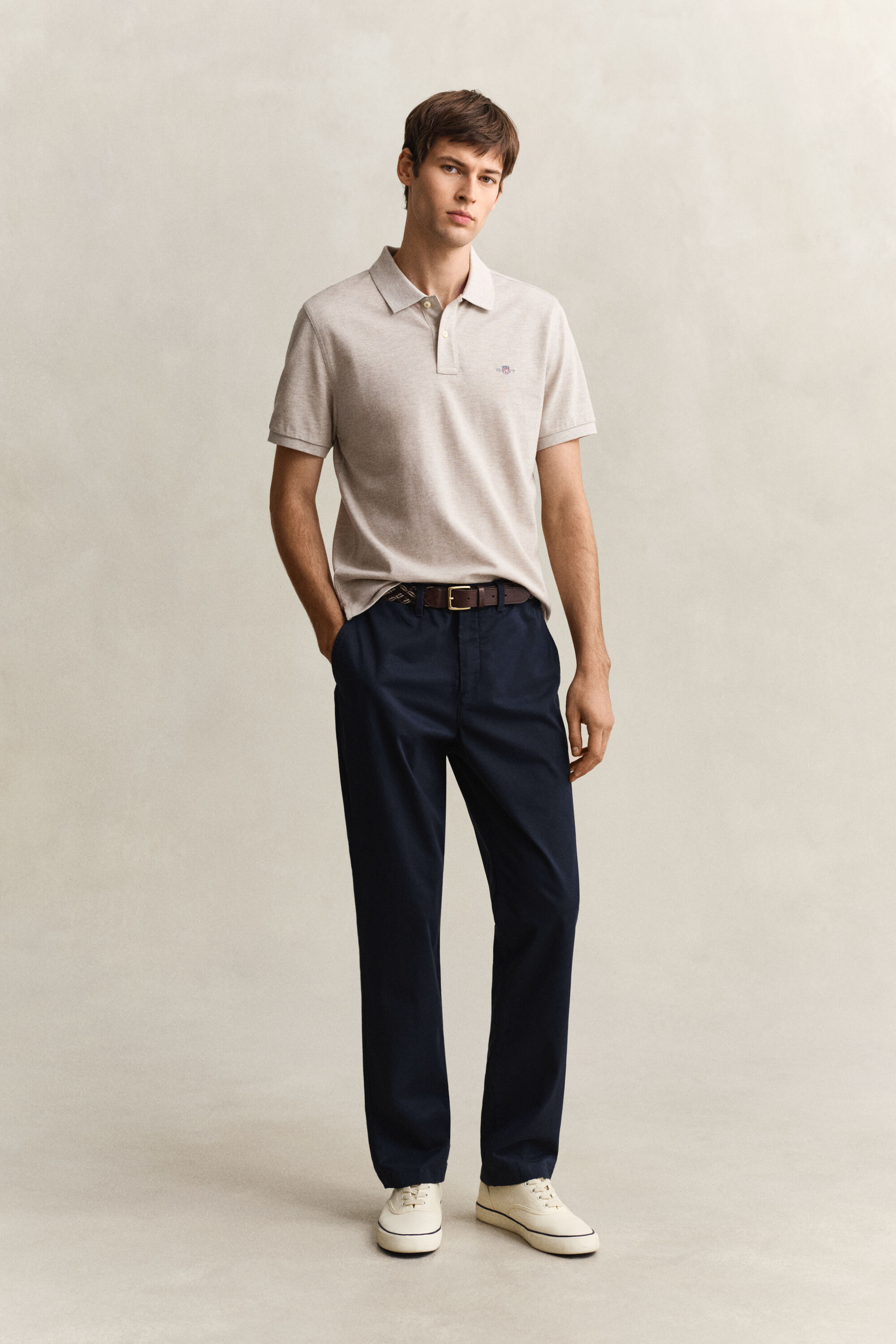 Pantalon chino classique coupe regular