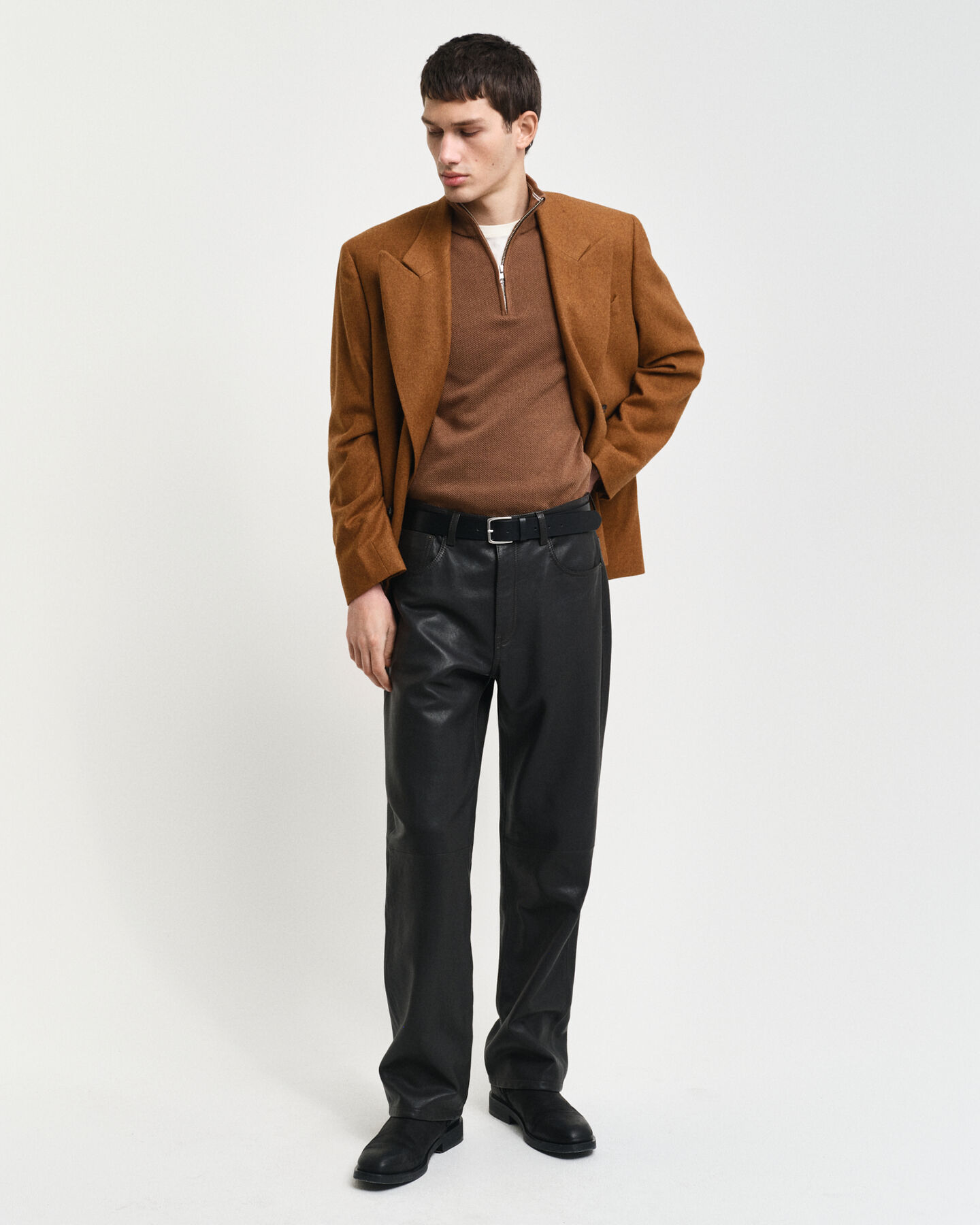 Jean en cuir à 5 poches