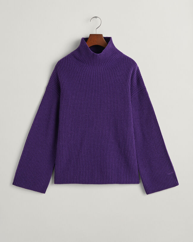 Pull en laine côtelée à col droit
