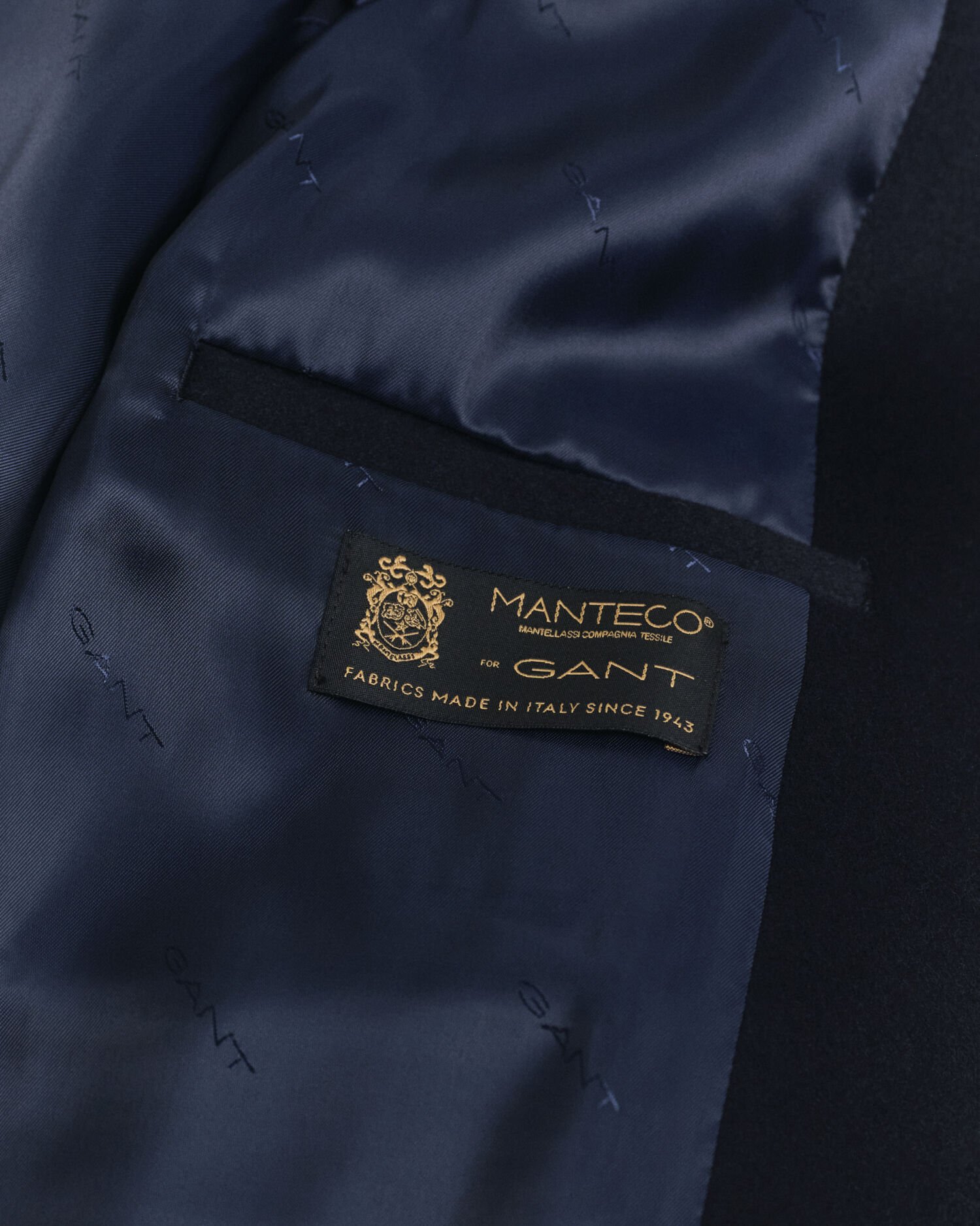 Manteau ajusté classique en laine mélangée