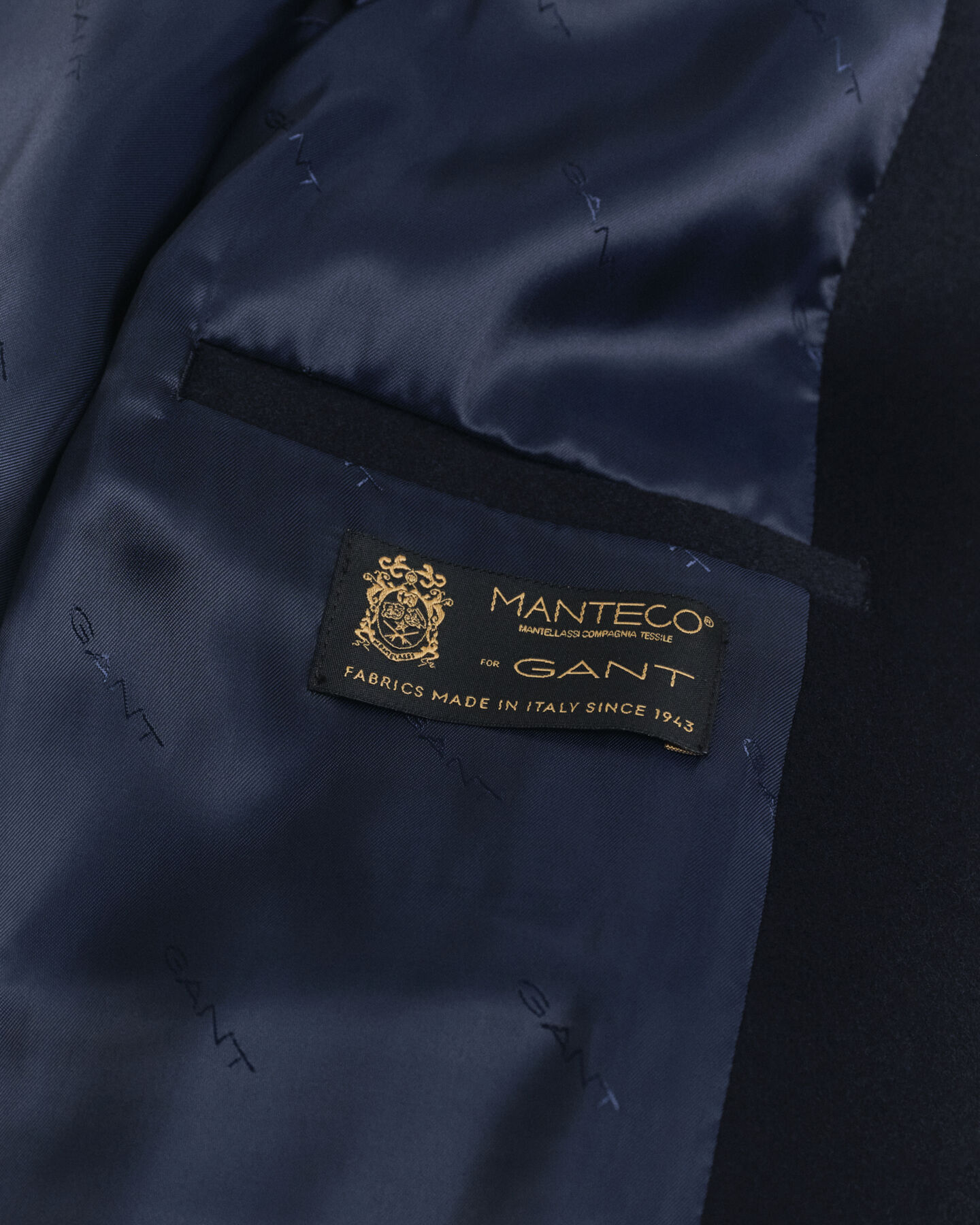 Manteau ajusté classique en laine mélangée